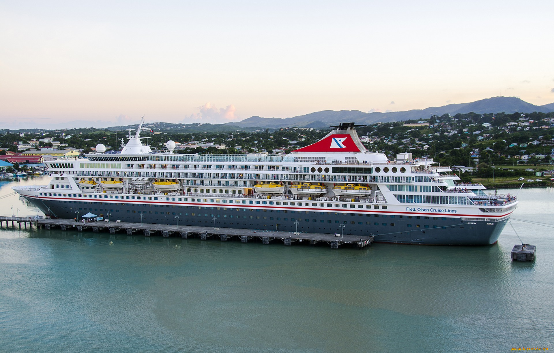 корабли, лайнеры, круиз, лайнер