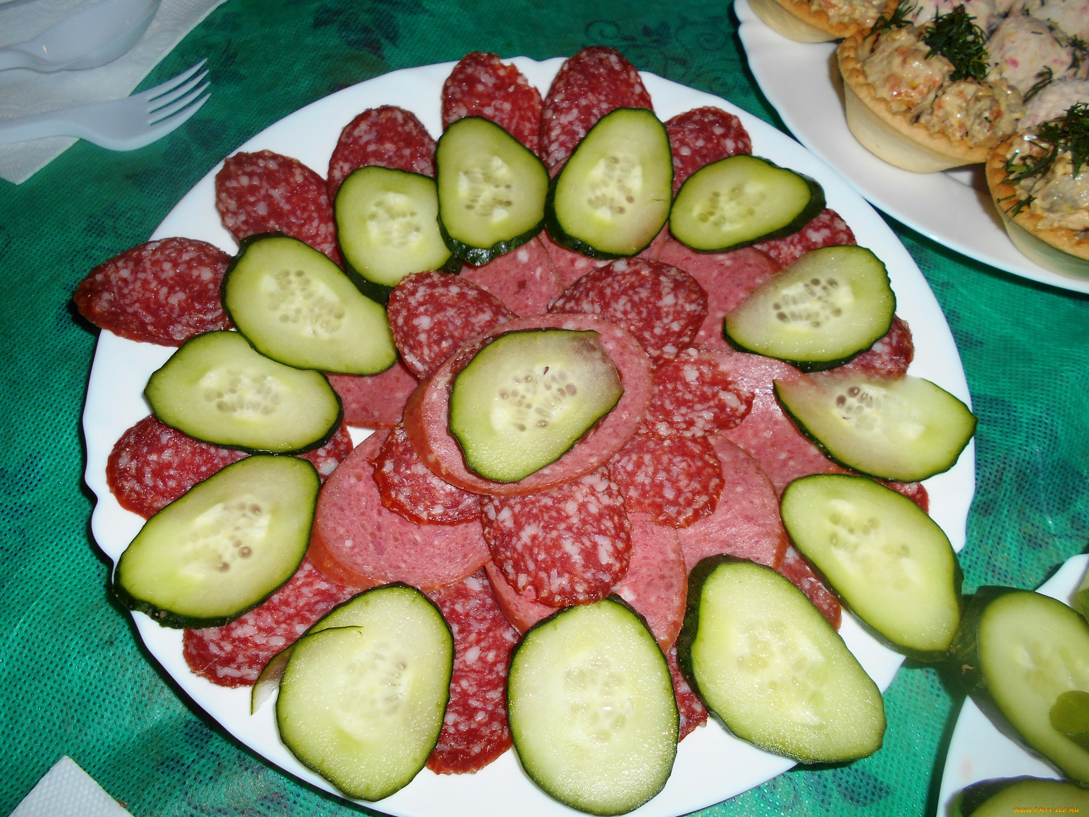 еда, колбасные, изделия, колбаса, огурец