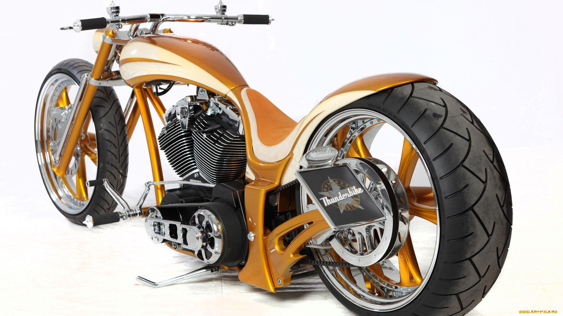 мотоциклы, customs, кастомизированный, тюнингованый, мотоцикл, крутой, байк, железный, конь, который, даёт, свободу, ветер, в, лицо, и, волосы, по, ветру