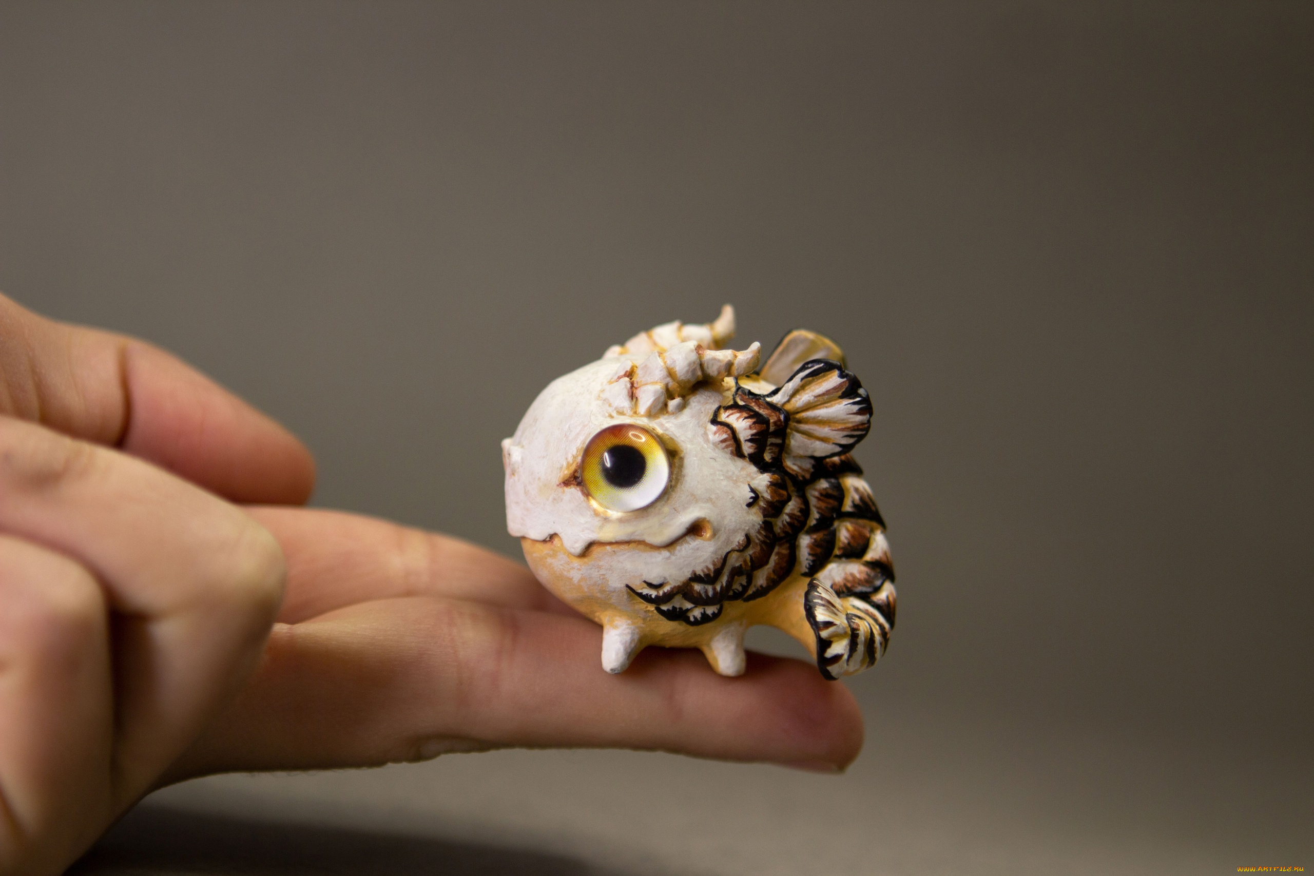 разное, игрушки, дракончик, палец