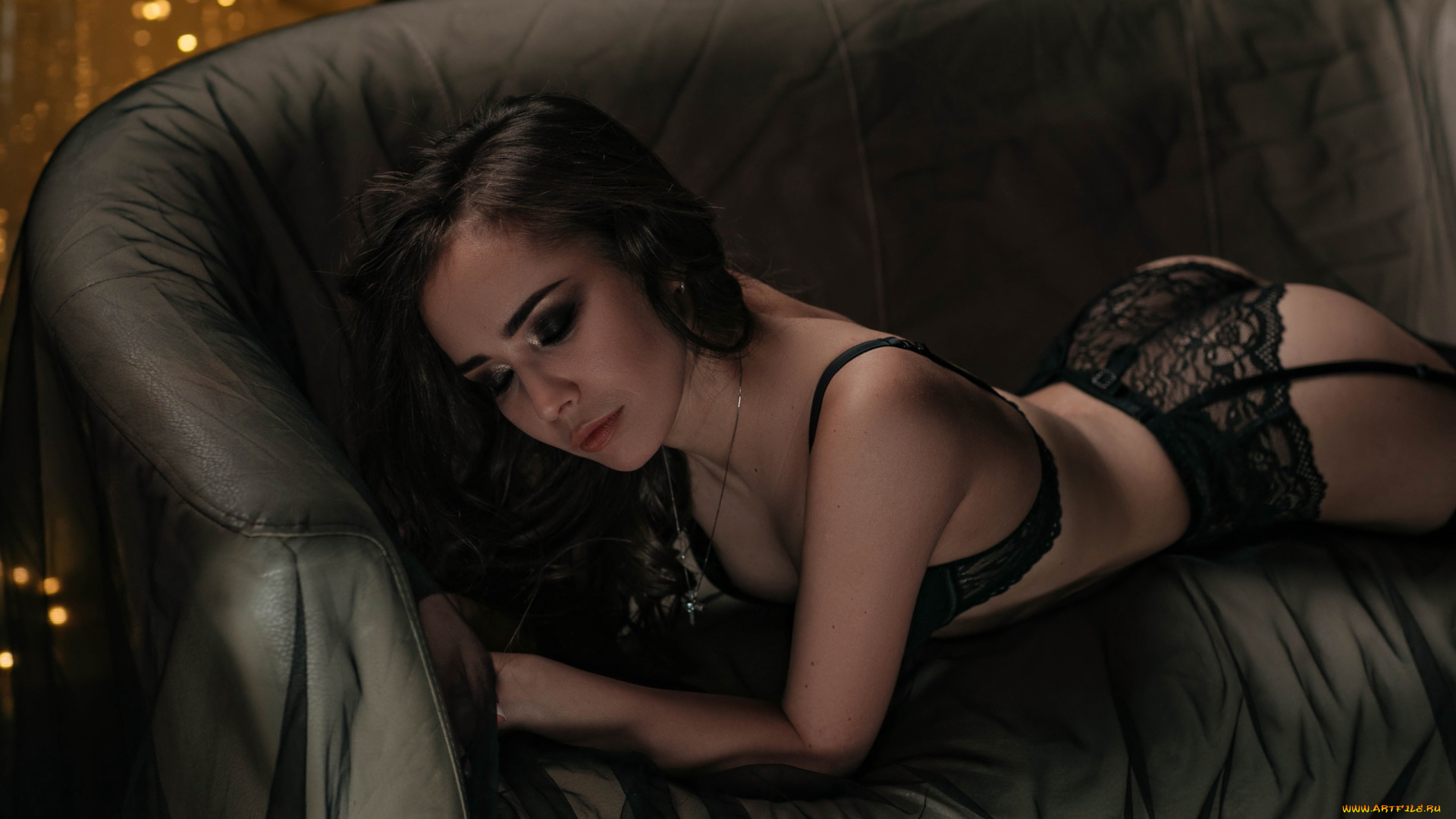 девушка, -, girl, девушки, -, брюнетки, , шатенки, девушка, женщина, брюнетка, темноволосая, сексуальная, модель, звезда, позирует, разная, обувь, верхняя, стильная, одежда, нижнее, эротическое, бельё, трусы, лифчик, колготки, чулки, аксессуары, макияж, и, множество, элементов, на, фотографии