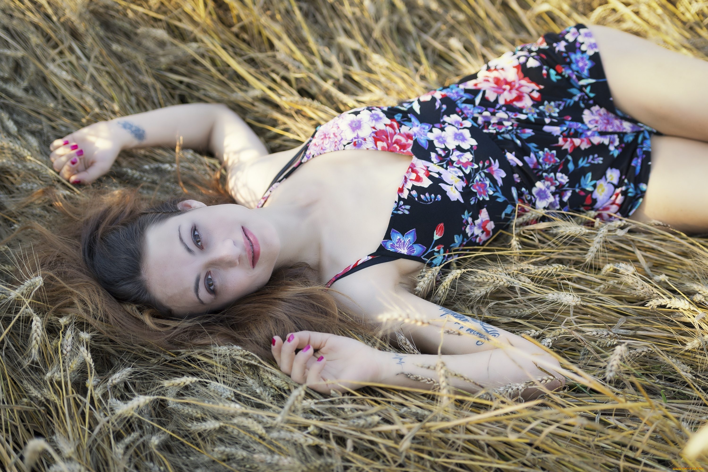 девушка, -, girl, девушки, -, брюнетки, , шатенки, девушка, женщина, брюнетка, темноволосая, сексуальная, модель, звезда, позирует, разная, обувь, верхняя, стильная, одежда, нижнее, эротическое, бельё, трусы, лифчик, колготки, чулки, аксессуары, макияж, и, множество, элементов, на, фотографии