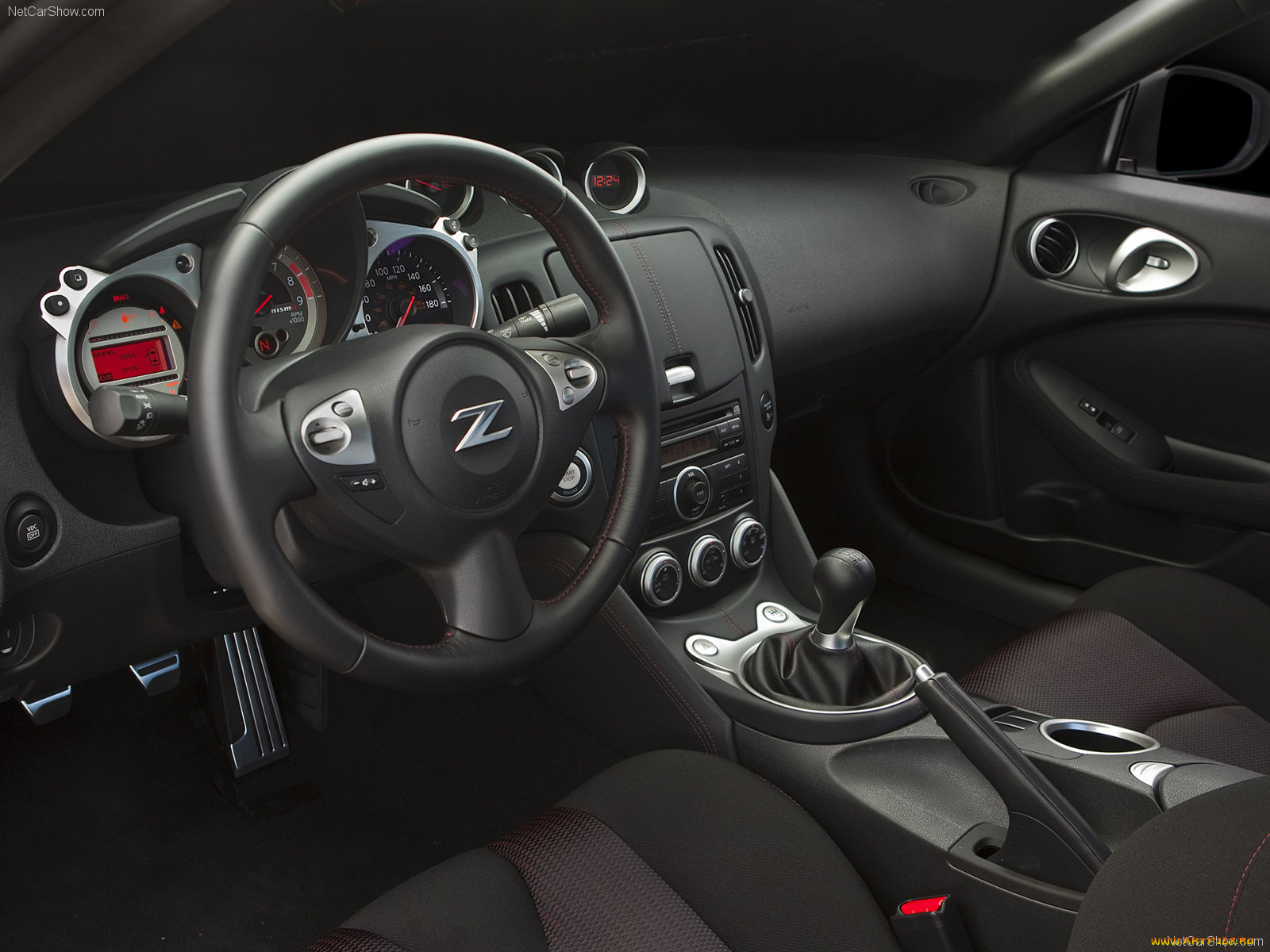 автомобили, спидометры, торпедо