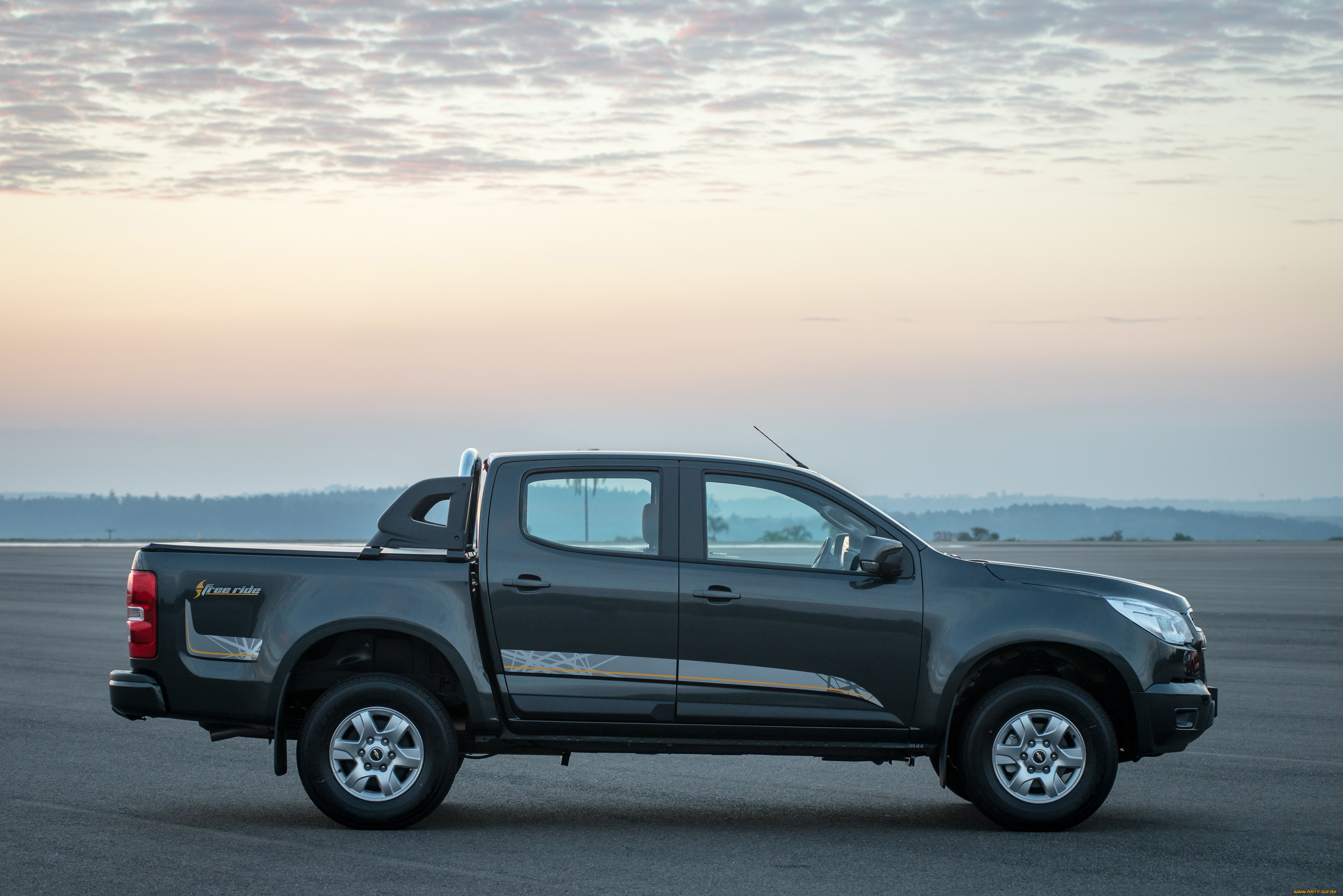 автомобили, chevrolet, free, ride, s10, темный, 2015г