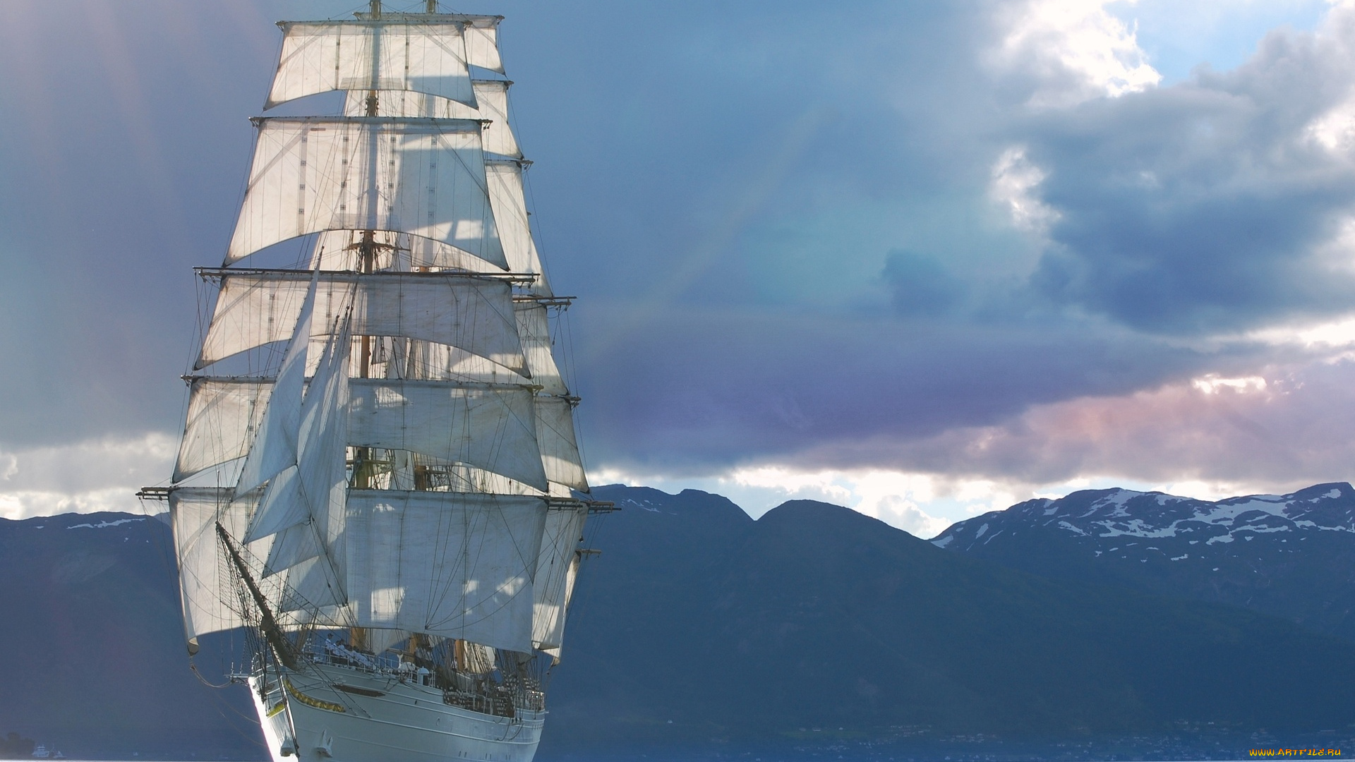 корабли, парусники, облака, горы, водоем