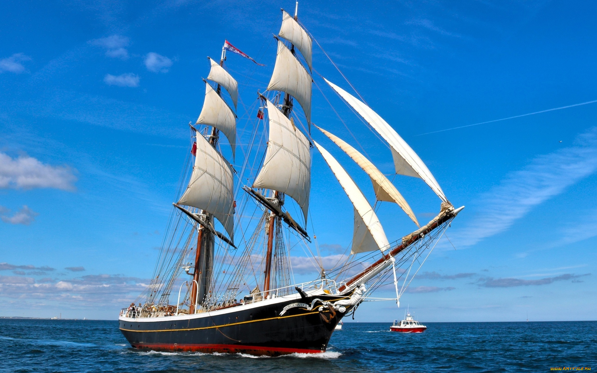 корабли, парусники, облака, катер, водоем