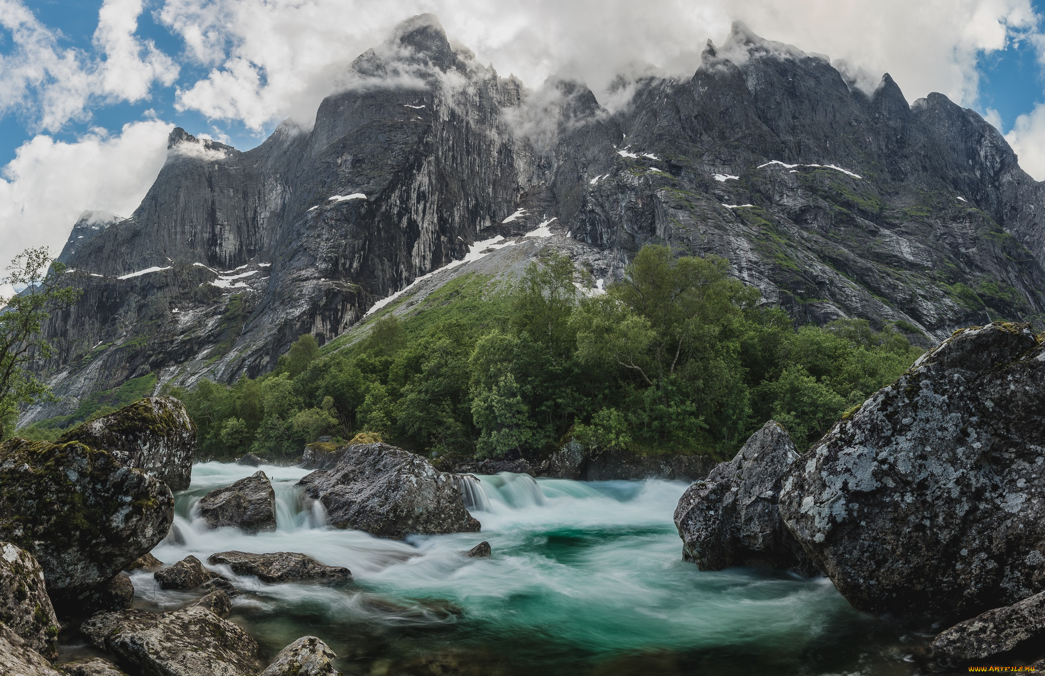 природа, горы, камни, trollveggen, rauma, norway, речка, облака, норвегия