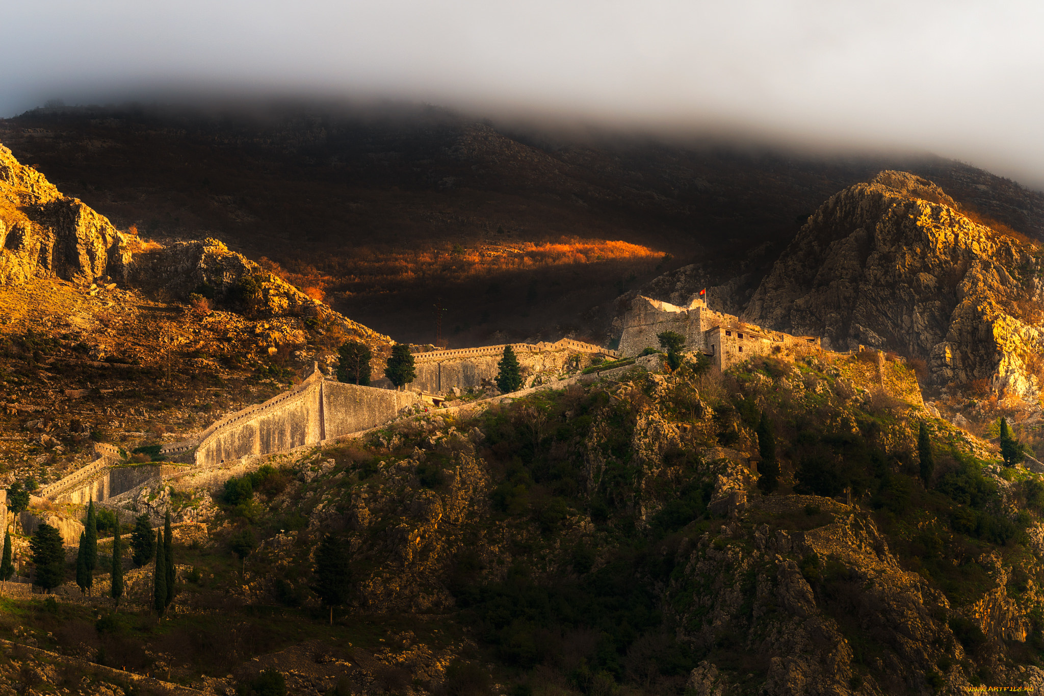 kotor, castle, in, the, clouds, города, -, панорамы, ночь, бухта