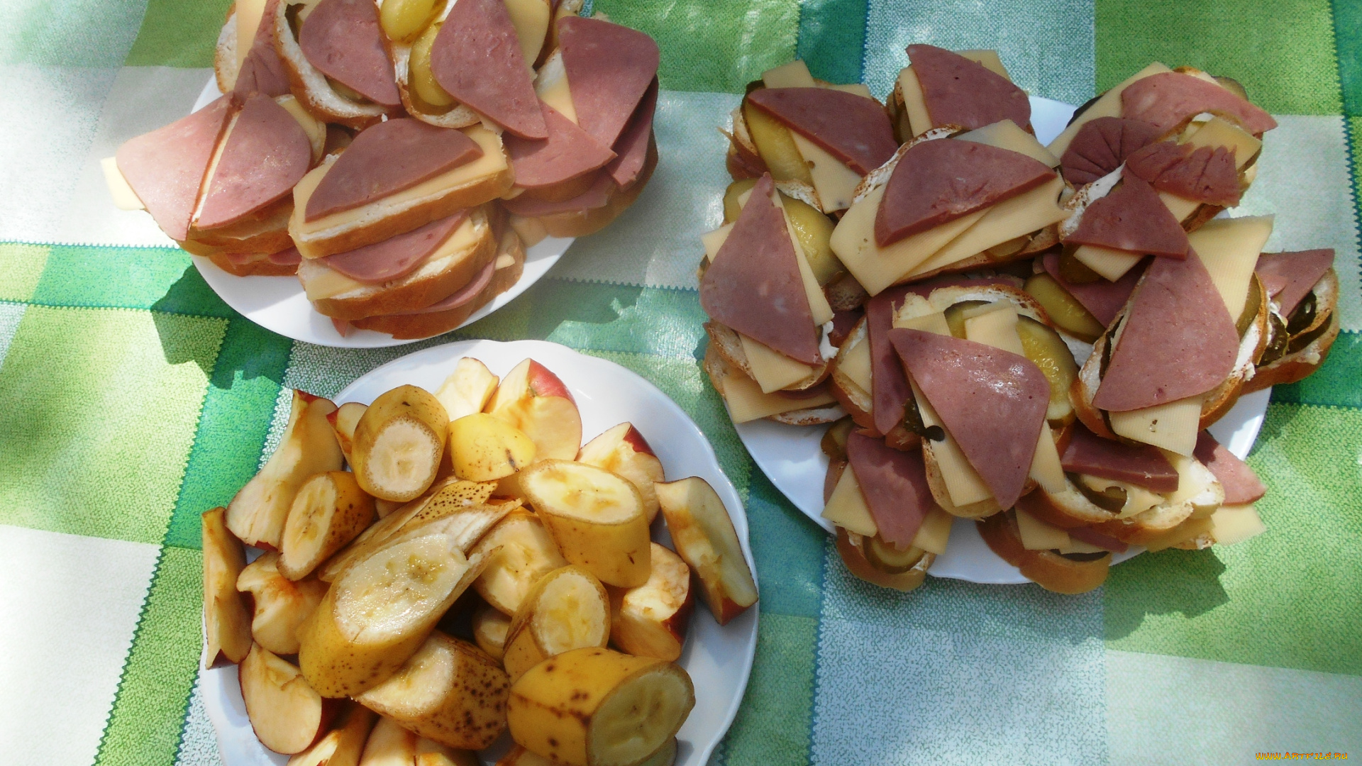 еда, бутерброды, , гамбургеры, , канапе, огурцы, сыр, колбаса, хлеб, яблоки, бананы