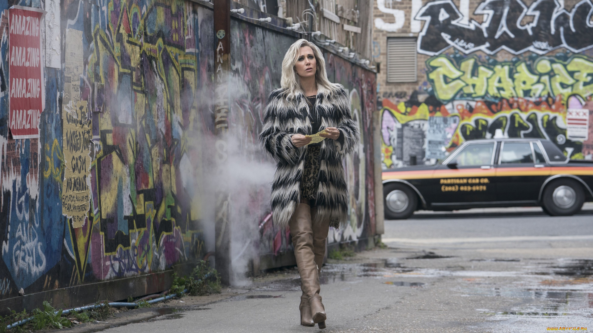 чудо-женщина, , 1984, , , 2020, кино, фильмы, wonder, woman, кадры, из, фильма, kristen, wiig, wonder, woman, 1984, сша, южная, корея, испания, фэнтези, боевик