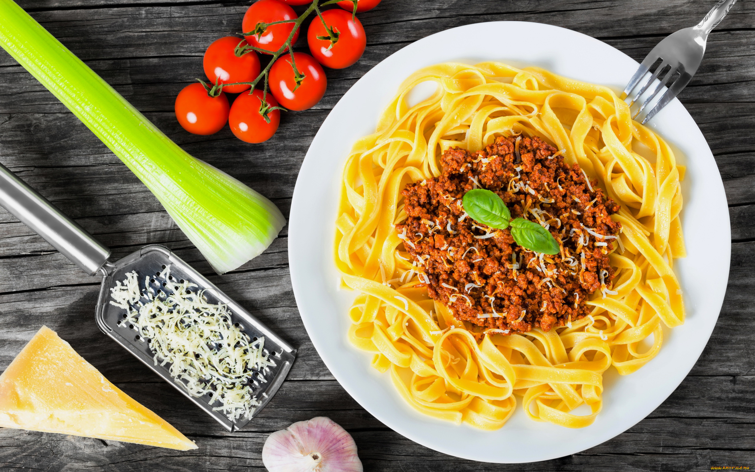 еда, макароны, , макаронные, блюда, сельдерей, сыр, чеснок, паста, помидоры