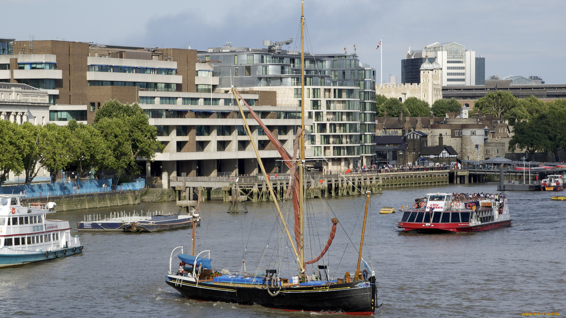 корабли, разные, вместе, берег, город, прогулочный, лайнер, парусник