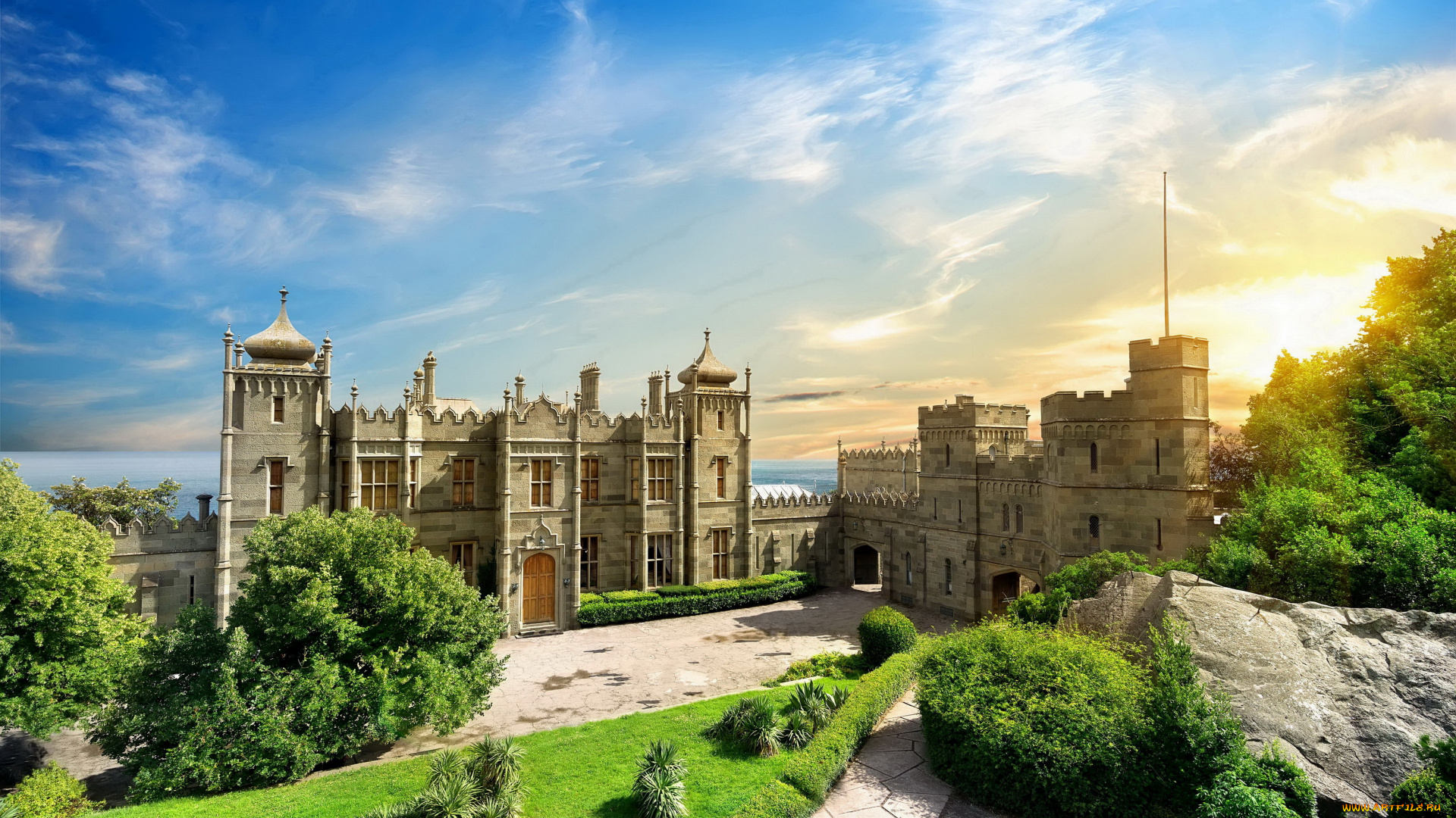 воронцовский, дворец, , алупка, , крым, города, -, дворцы, , замки, , крепости, воронцовский, дворец, алупка, крым, парк, ландшафт, трава