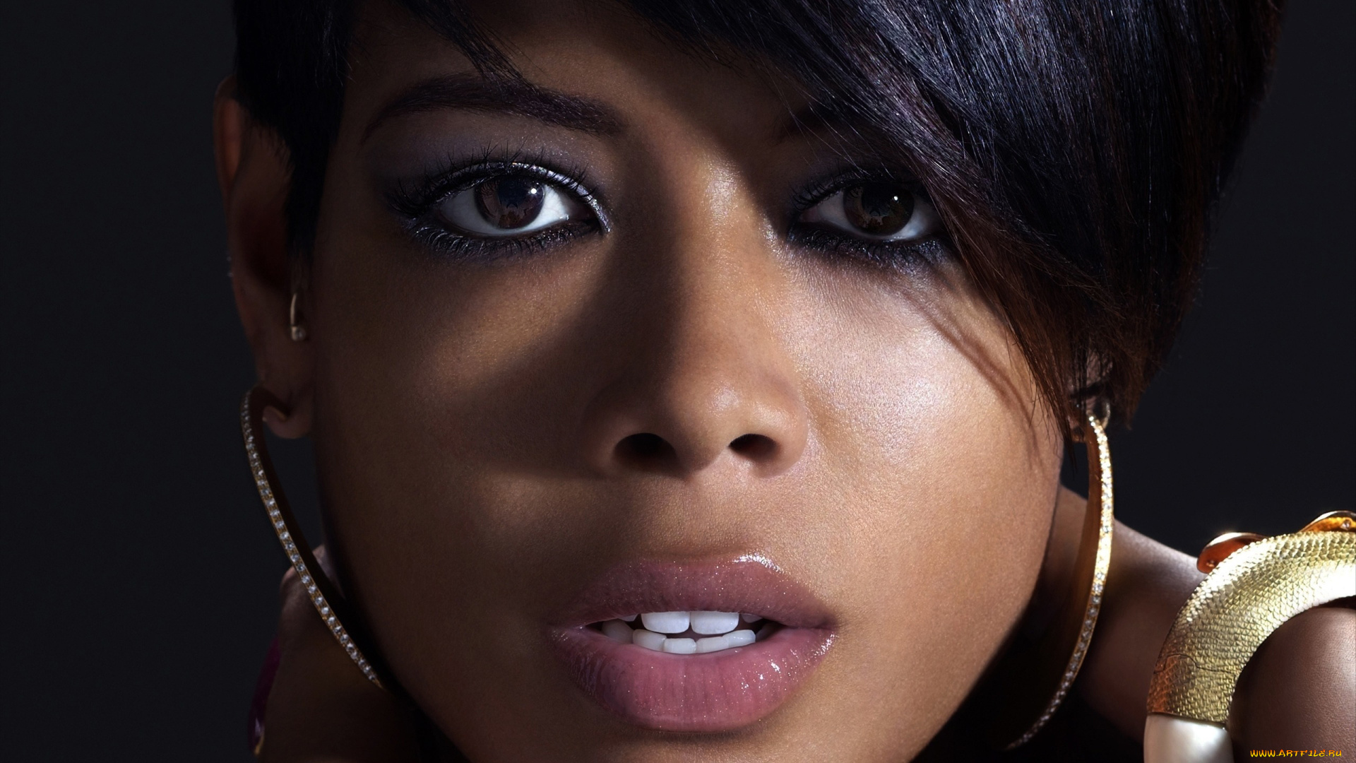 kelis, rogers, музыка, -другое, девушка, мулатка, портрет, лицо, макияж, причёска, темнокожая, чернокожая, брюнетка, поза, kelis, rogers