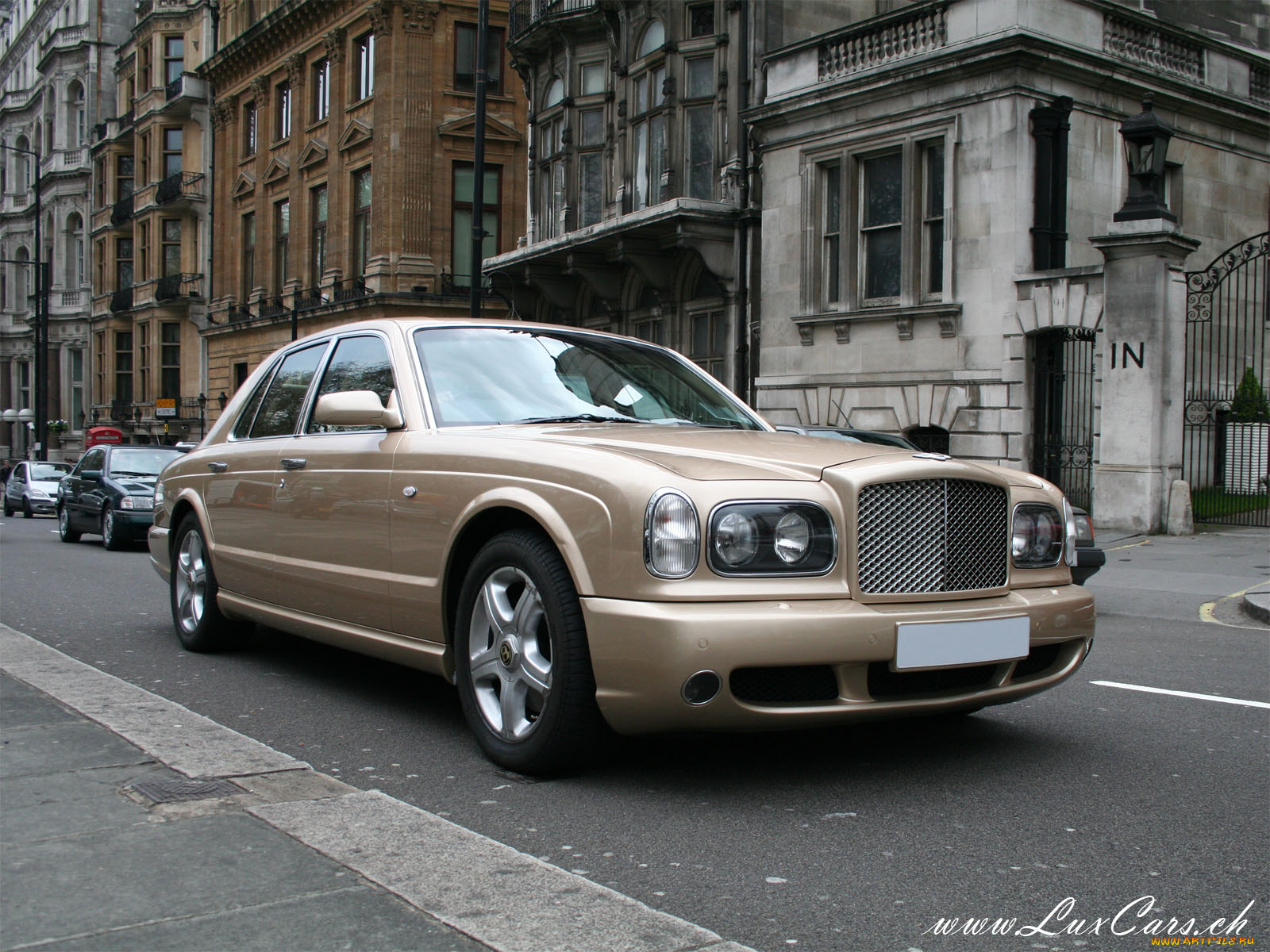 автомобили, выставки, уличные, фото