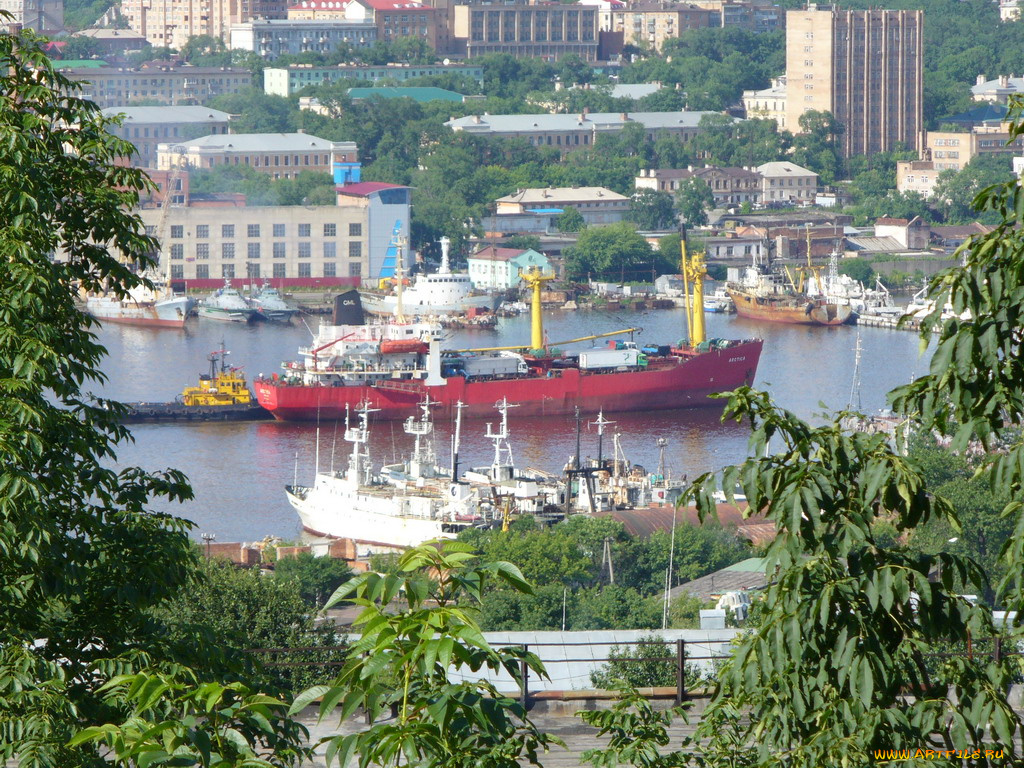 корабли, порты, причалы