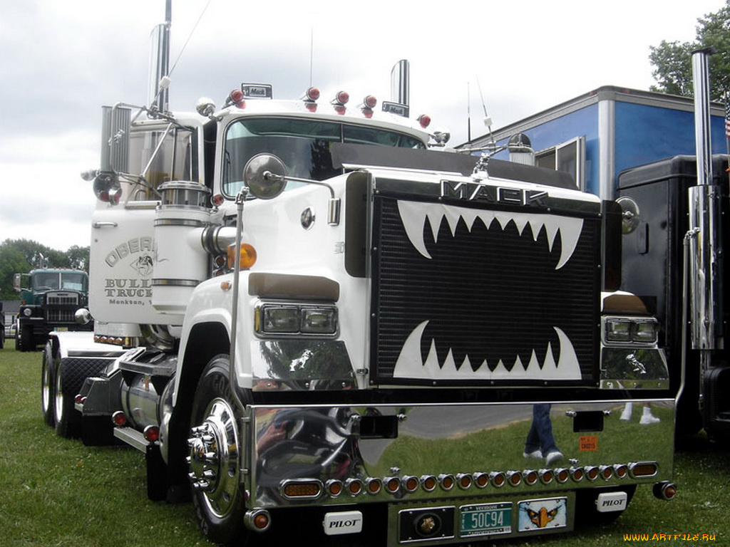 автомобили, mack