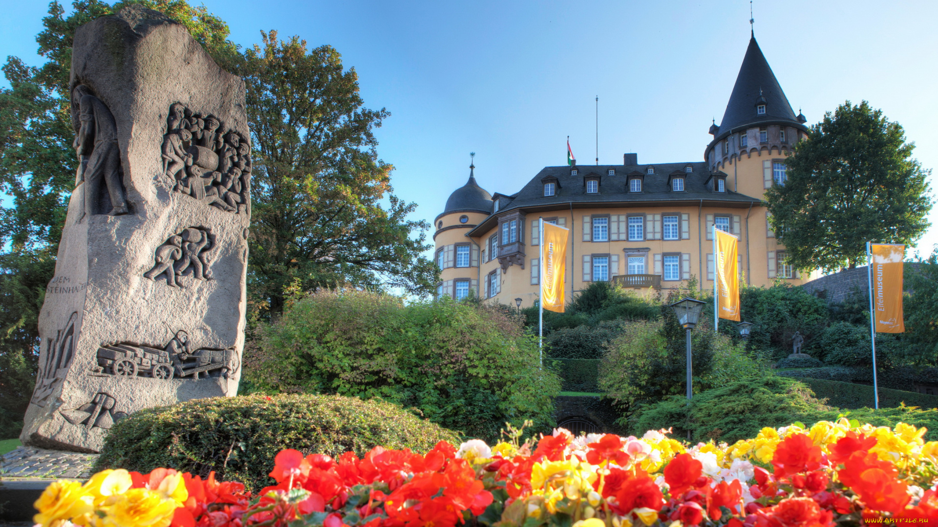 genovevaburg, германия, города, замки, германии, genovevaburg, германия, замок, цветы