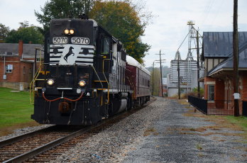 Картинка техника поезда железная дорога локомотив состав