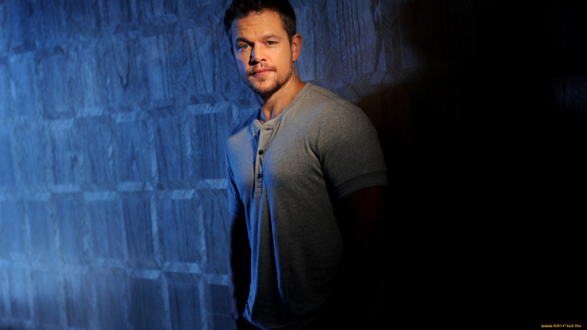 matt, damon, мужчины, актер, освещение, полумрак, тень, фотосессия, футболка