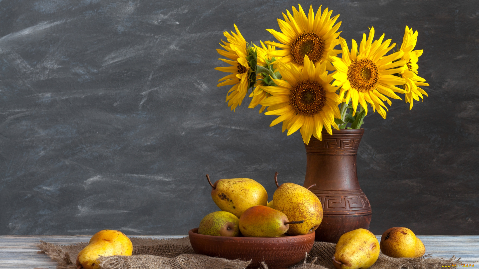 еда, груши, подсолнухи, желтые, фрукты, мешковина, натюрморт, ваза