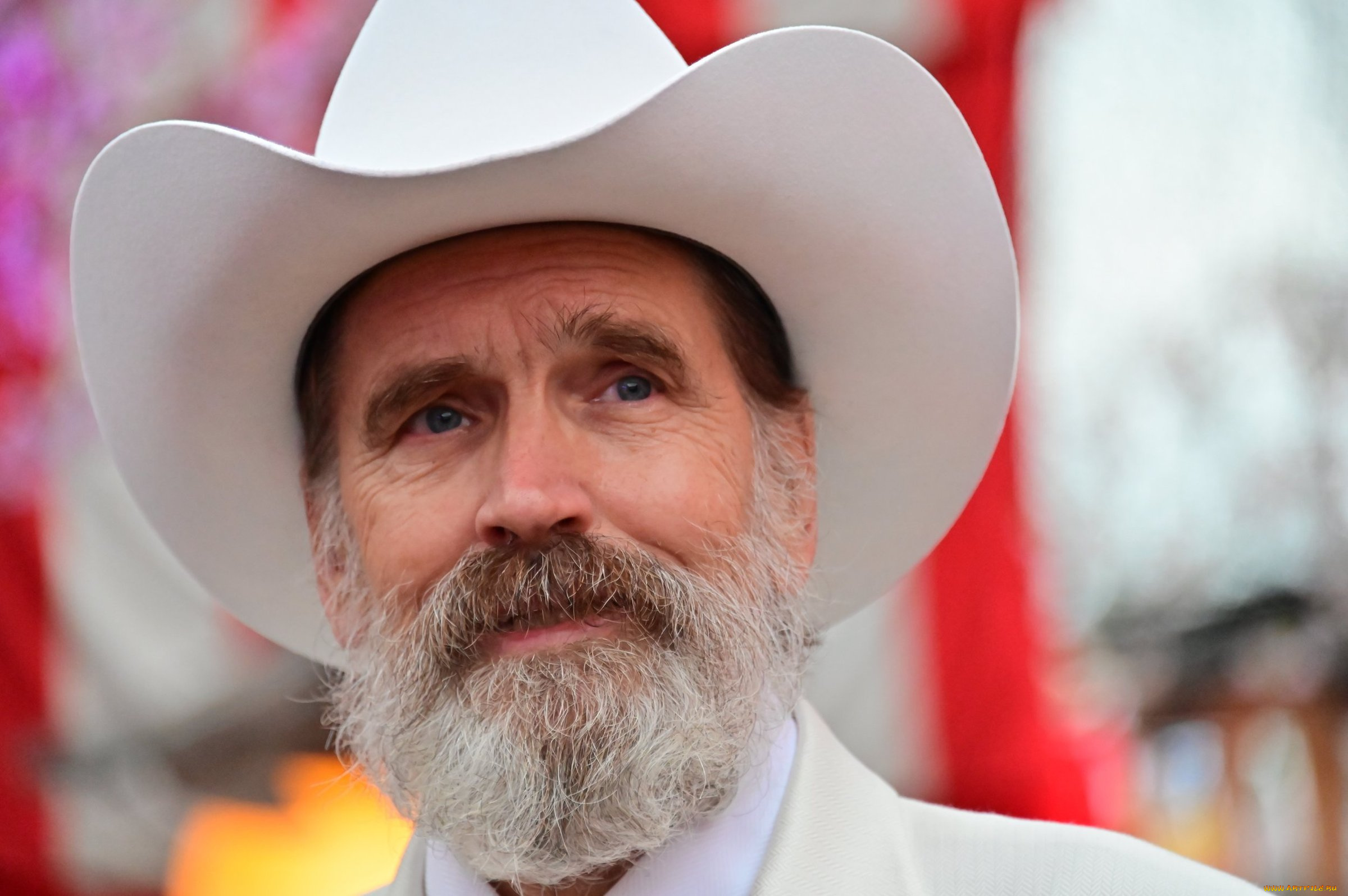 prisoners, of, the, ghostland, , , 2021, , кино, фильмы, prisoners, of, the, ghostland, узники, страны, призраков, фантастика, боевик, кадры, из, фильма, ужасы, триллер, bill, moseley, губернатор