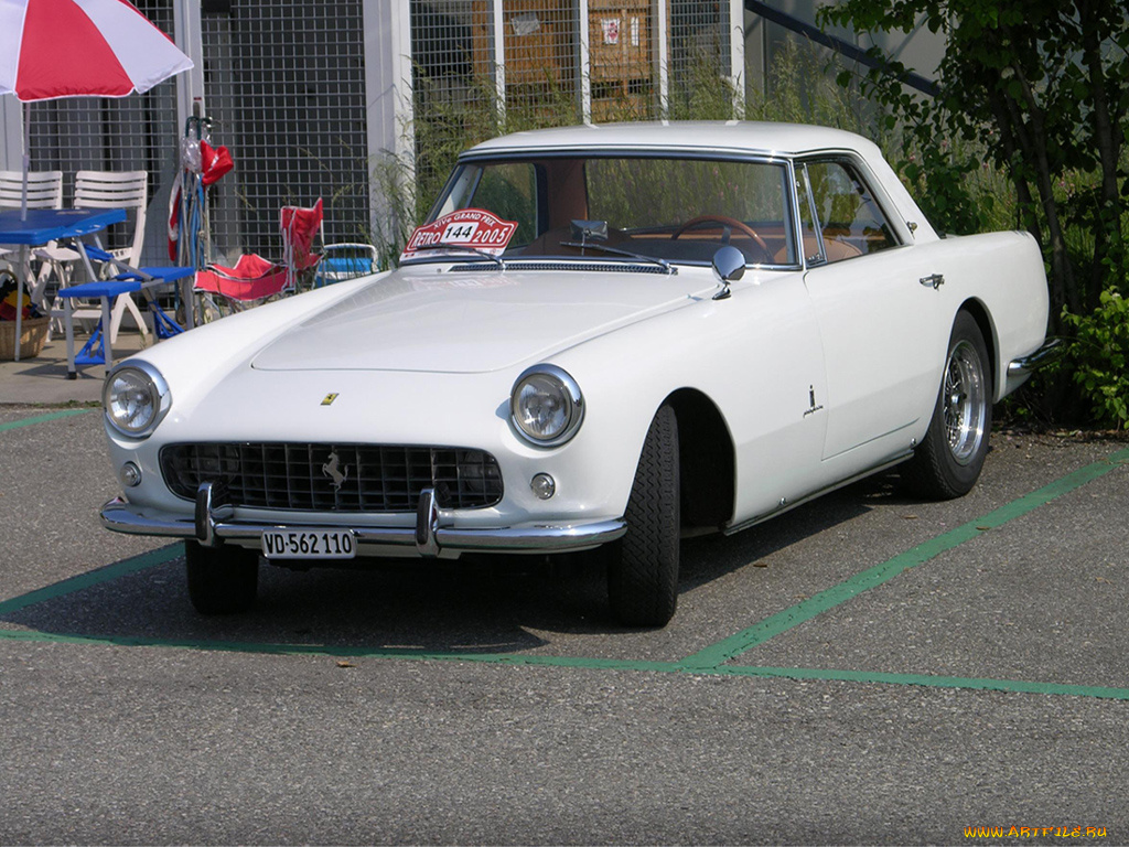 автомобили, ferrari