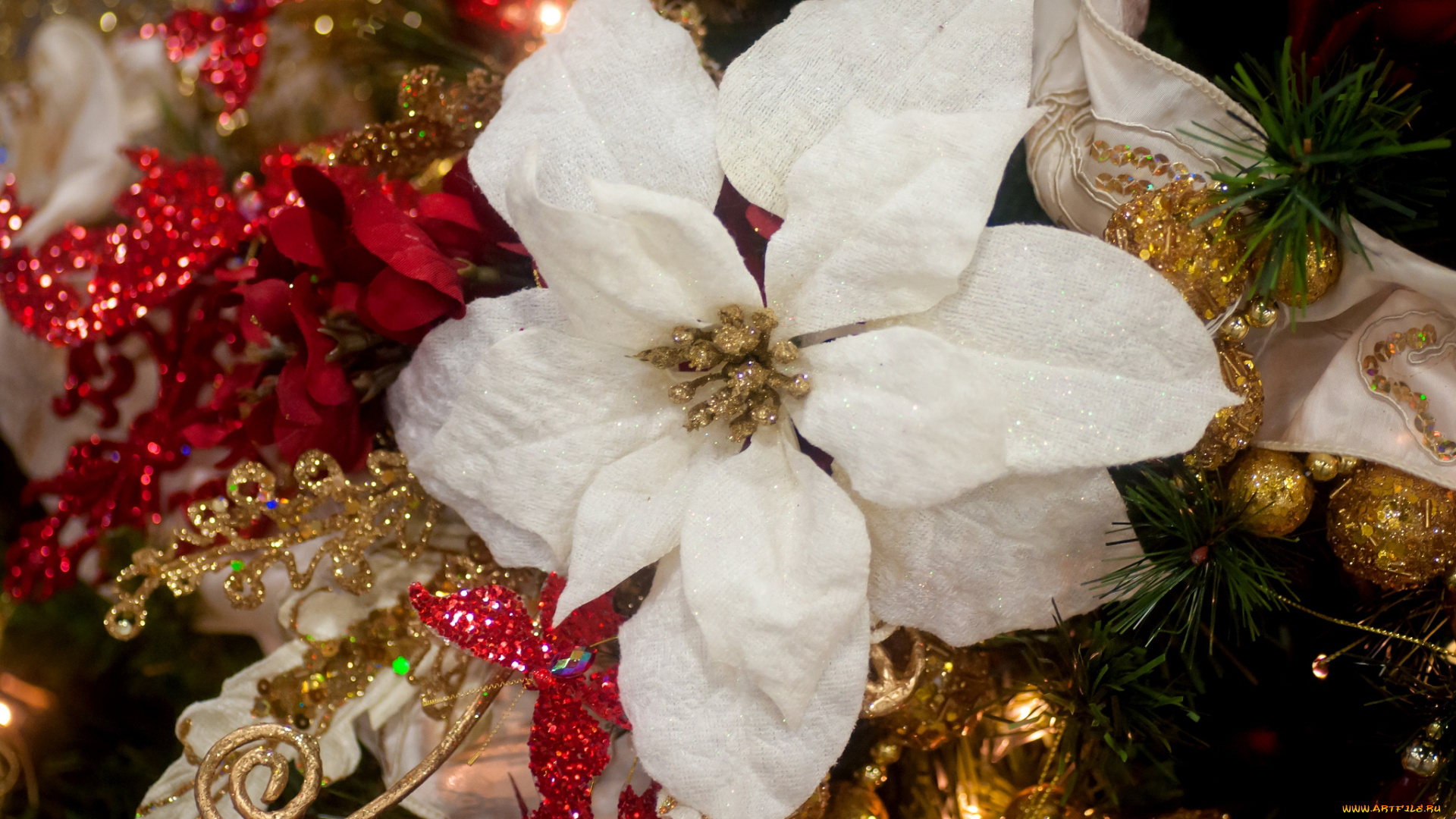 праздничные, мишура, гирлянды, цветы, бусины, пуансеттия