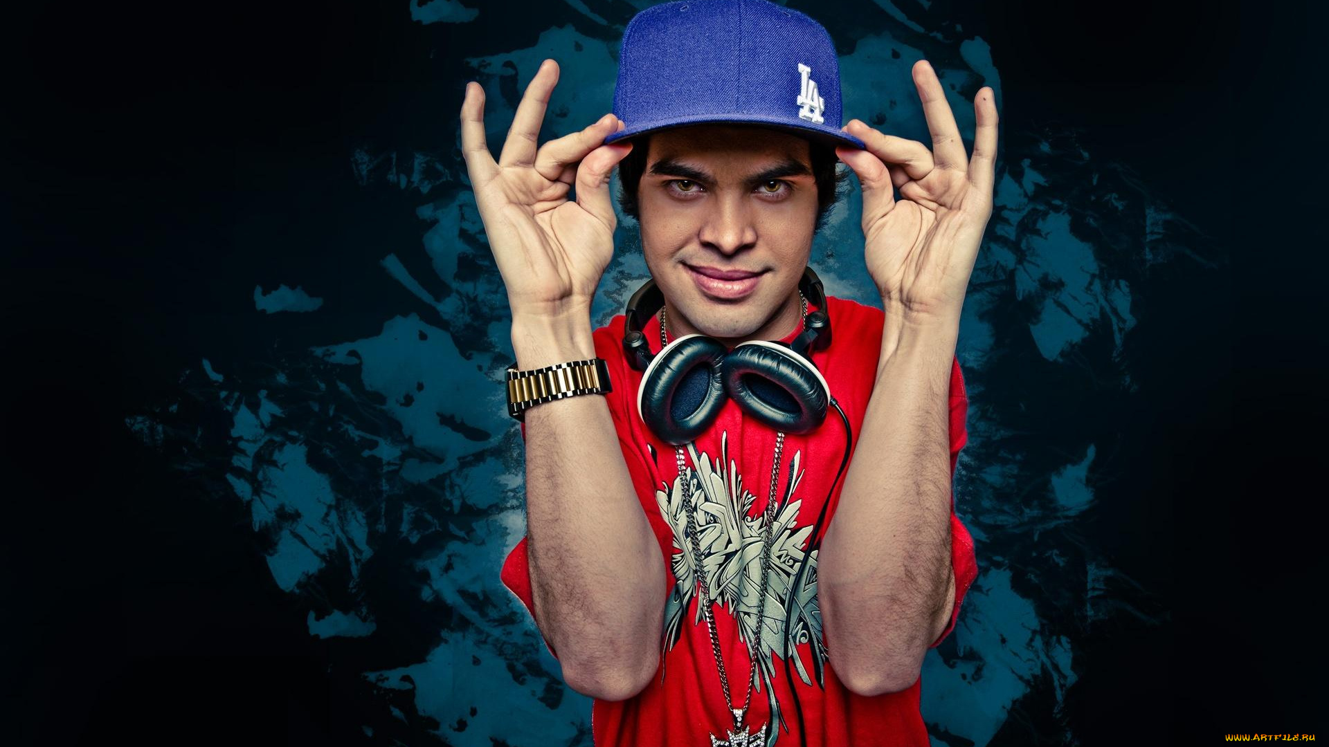 troy, datsik, музыка, другое, улыбка, наушники, кепка, dj