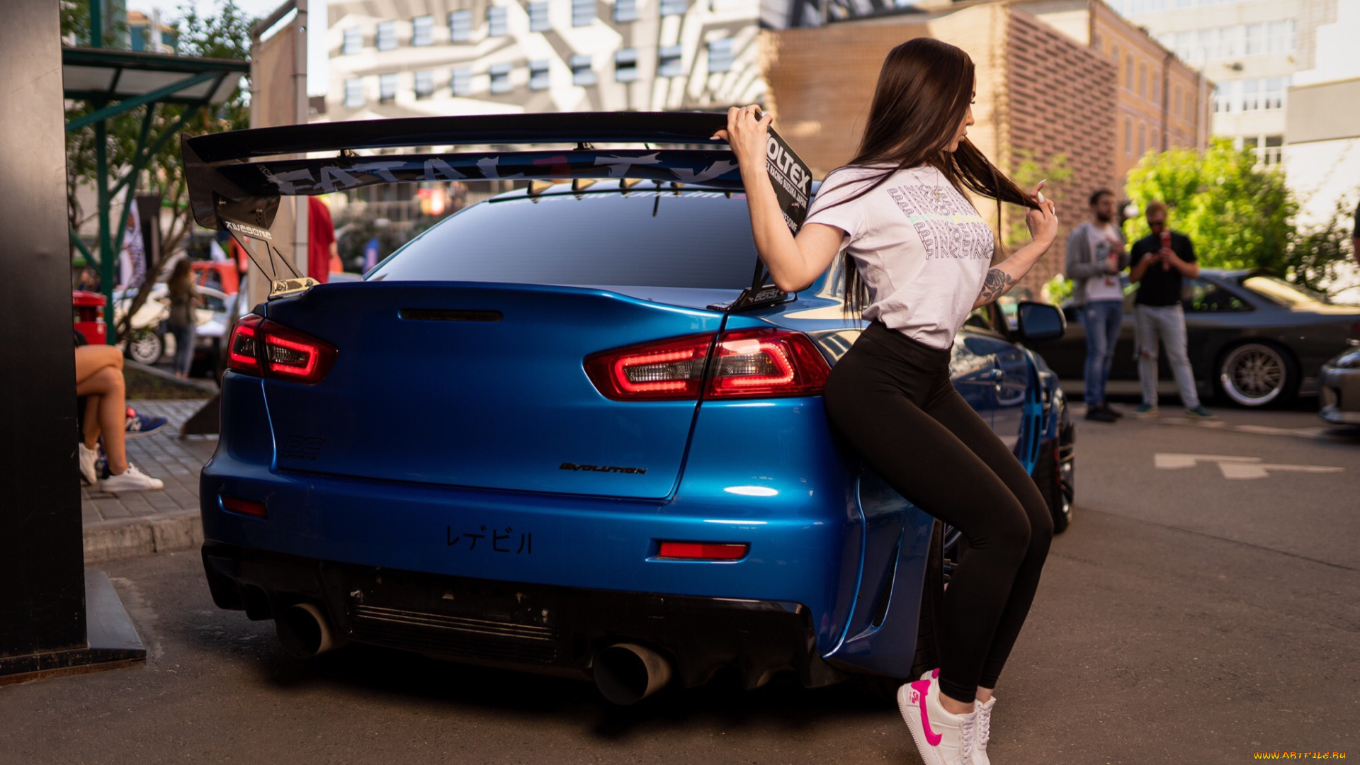 автомобили, -авто, с, девушками, девушка, брюнетка, сексуальная, милая, модель, красивая, супер, сладкая, лапочка, симпатичная, классная, нежная, идеальная, няша, яркая, игривая, великолепная, обаятельная, жгучая, спокойная, удивительная