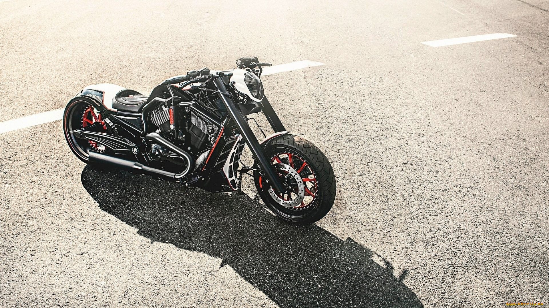 мотоциклы, customs, кастомизированный, тюнингованый, мотоцикл, крутой, байк, железный, конь, который, даёт, свободу, ветер, в, лицо, и, волосы, по, ветру