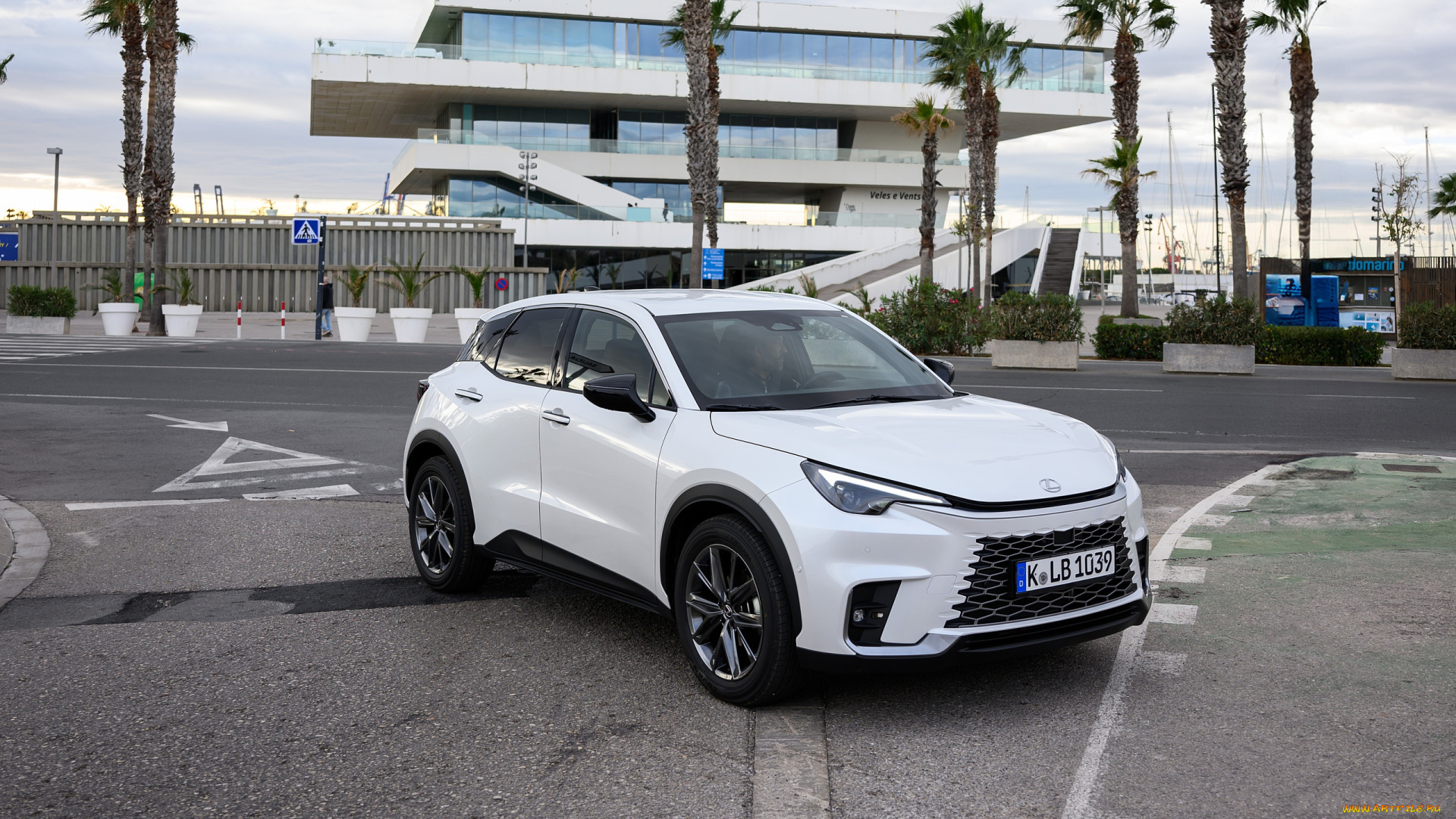 lexus, lbx, 2024, , color, sonic, quartz, автомобили, lexus, lbx, 2024, кроссовер, улица, окрас, цветной, звуковой, кварц