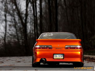 Картинка автомобили nissan datsun