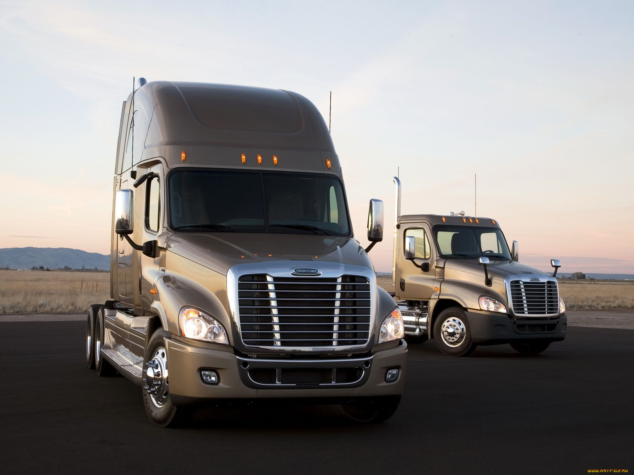 автомобили, freightliner
