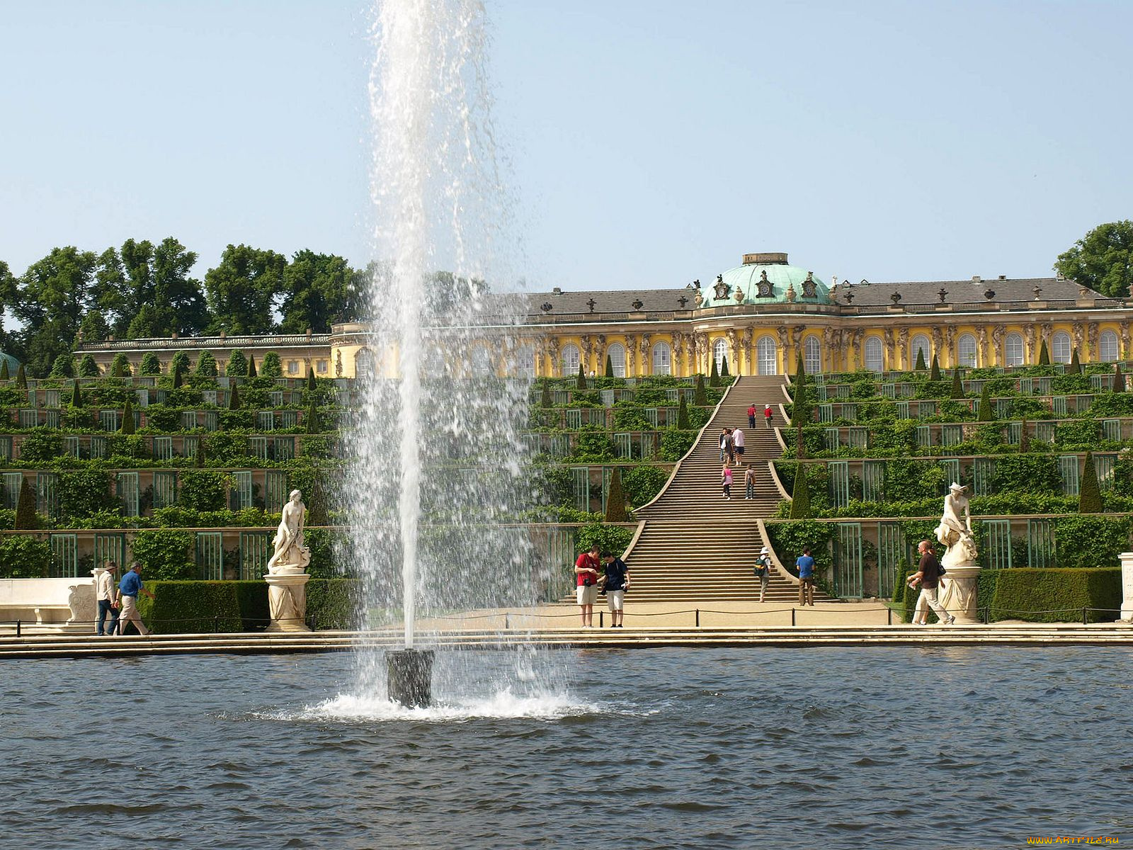 города, фонтаны