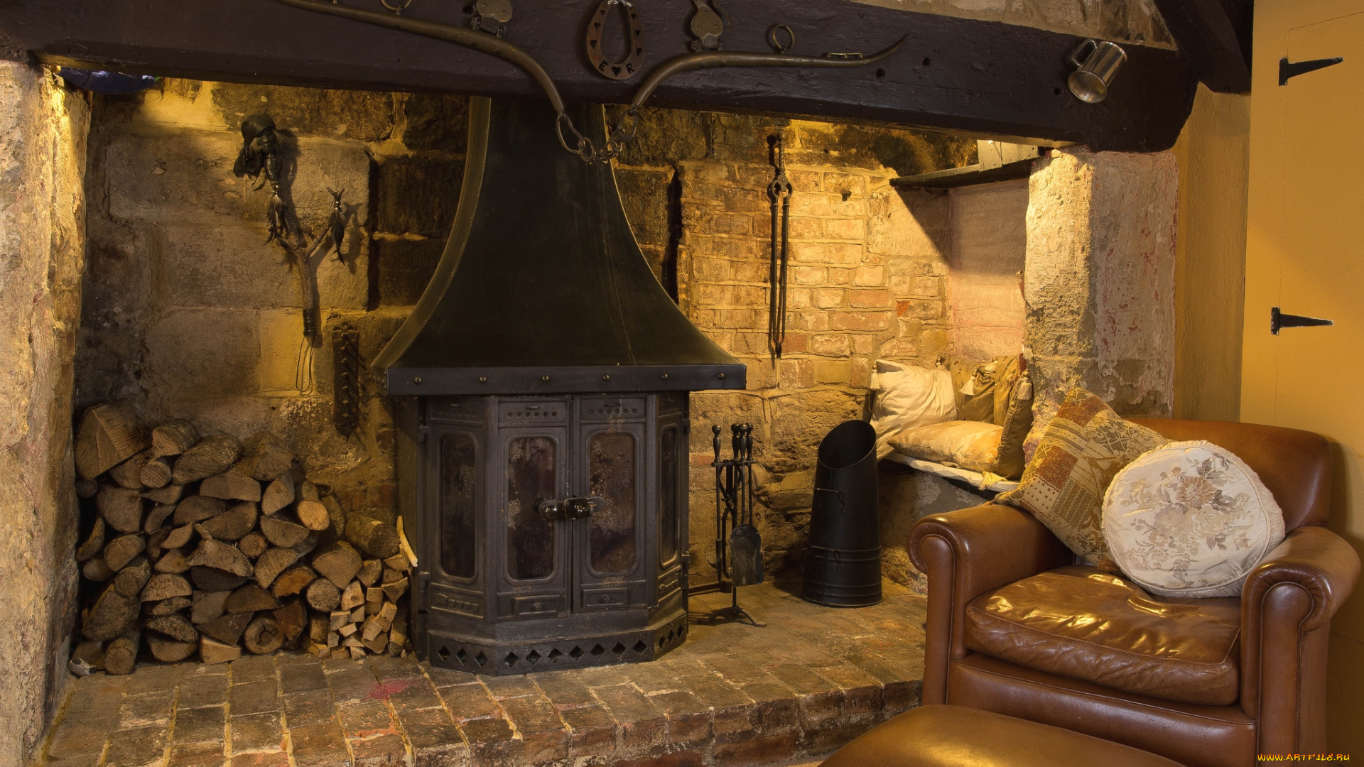интерьер, камины, печка, кресло