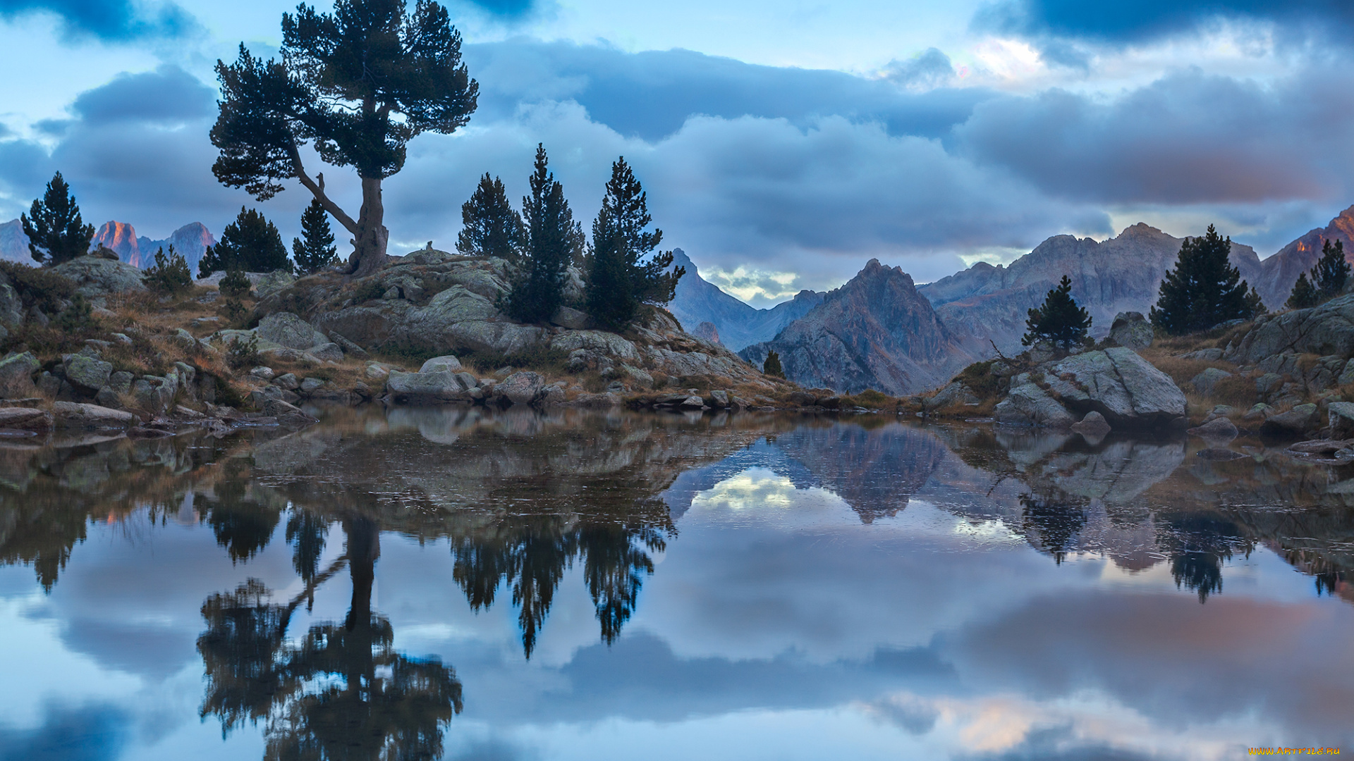 природа, реки, озера, скалы, камни, отражение, озеро, горы, тучи, небо