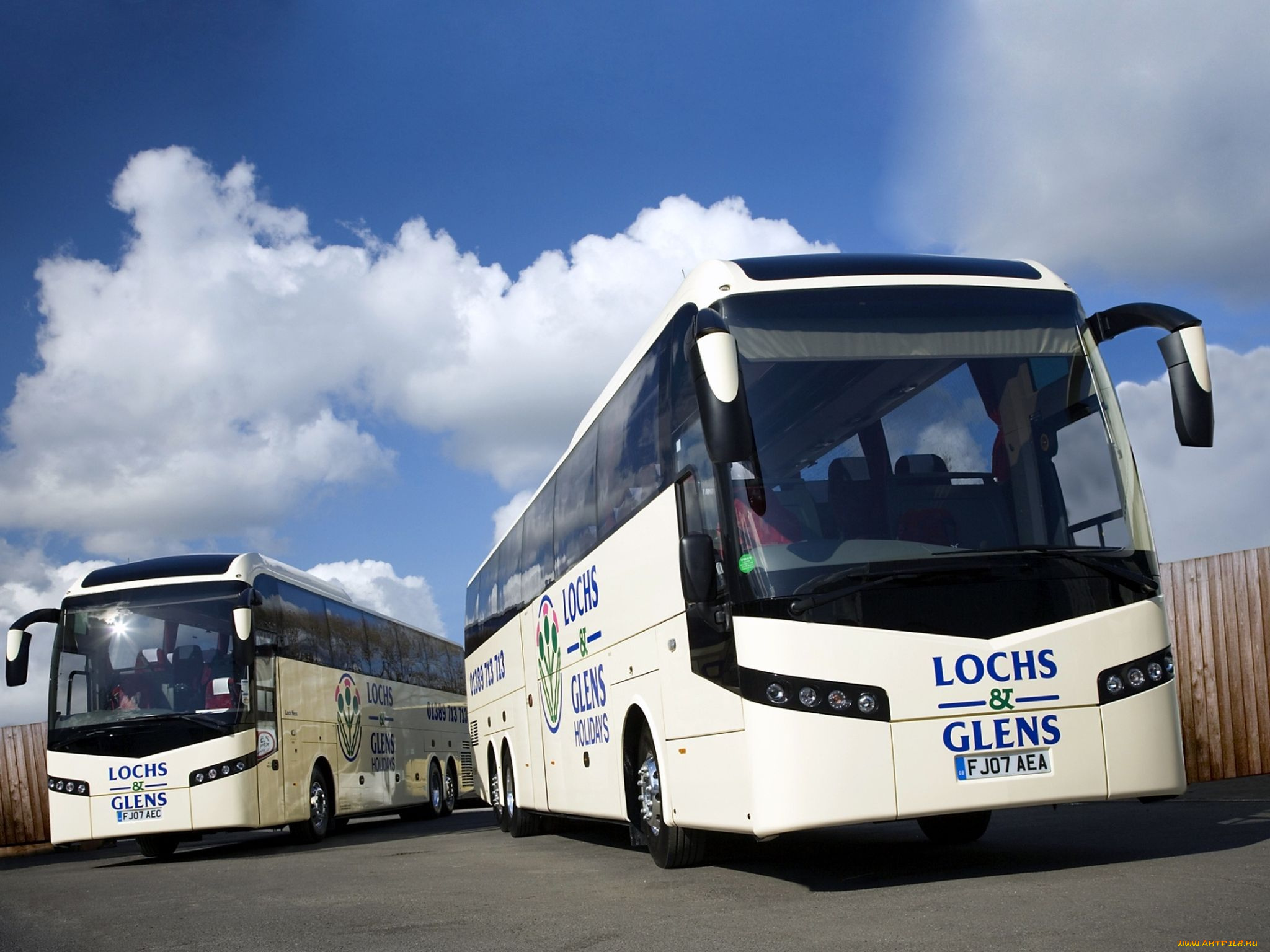 автомобили, автобусы