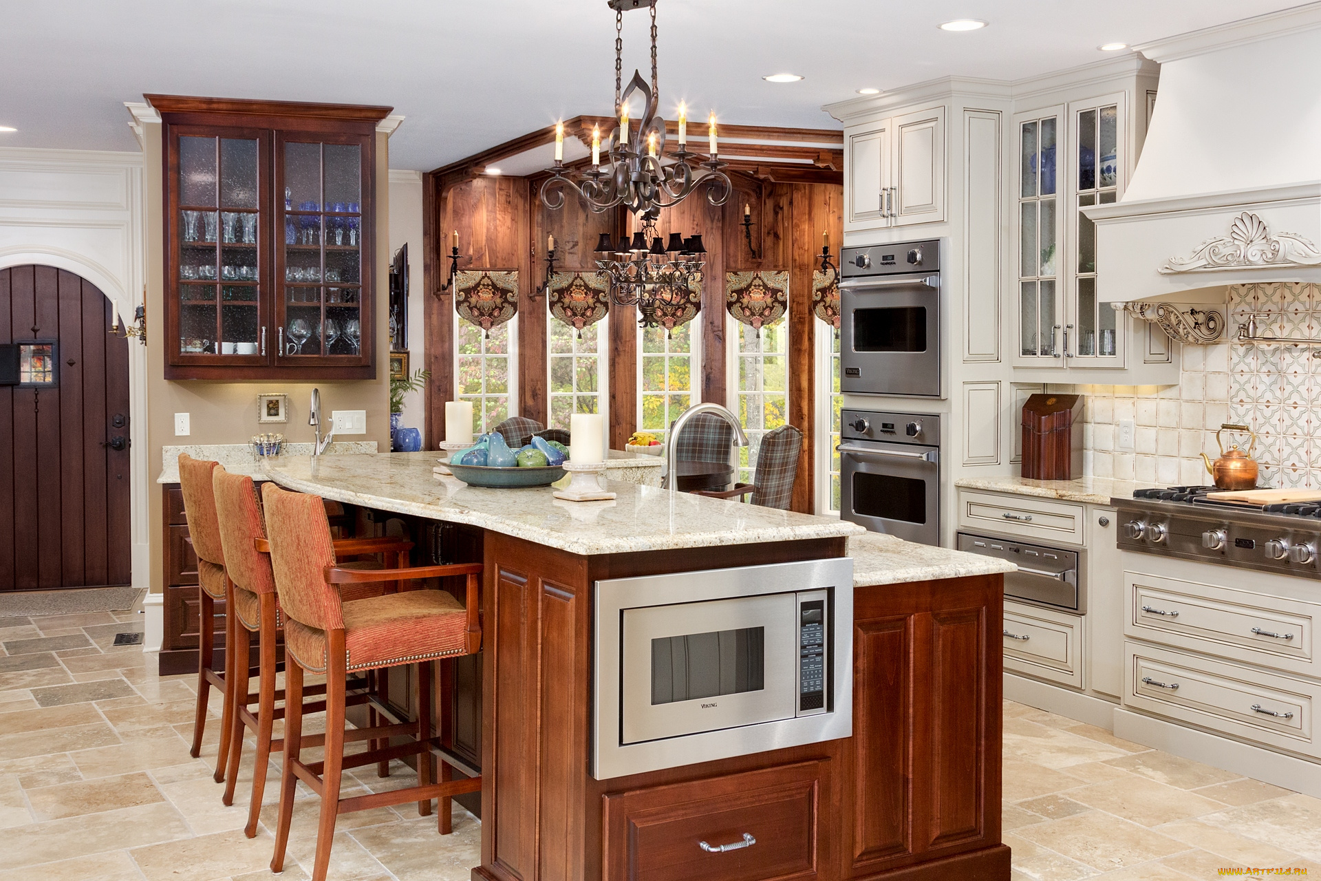 интерьер, кухня, люстра, духовка, стулья