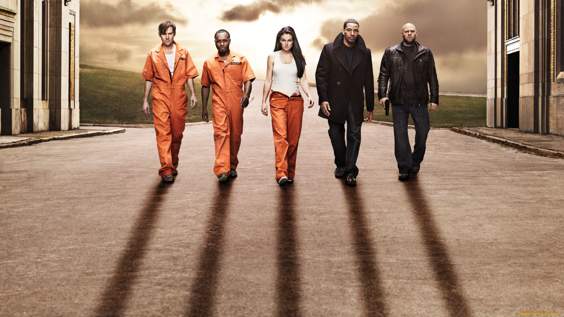 breakout, kings, кино, фильмы, тучи, комбинезоны, тени, группа, здания, улица, короли, побега