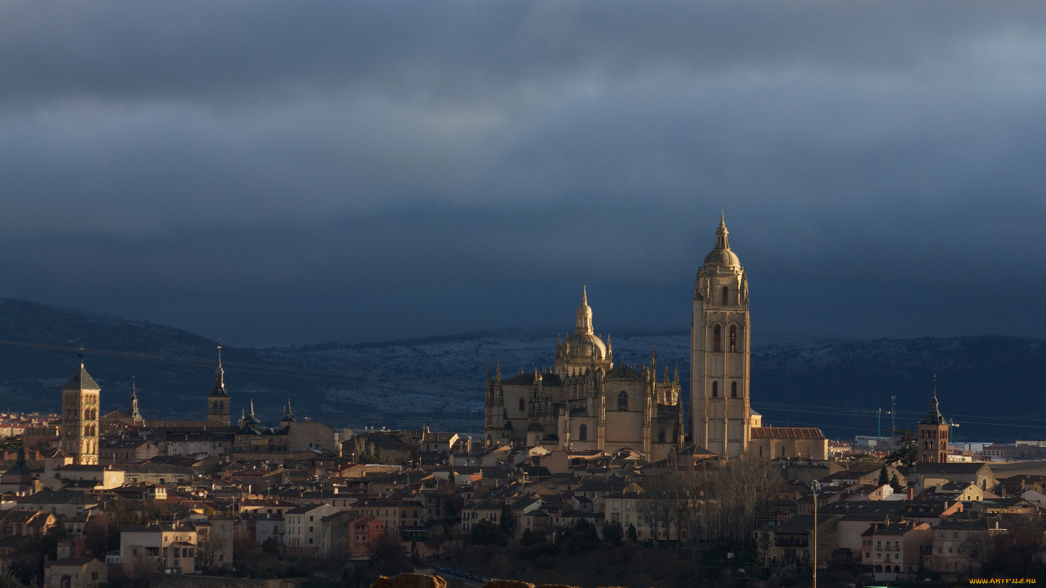 города, -, католические, соборы, , костелы, , аббатства, тучи, горы, испания, дома, замок, башня, сеговия, небо, пейзаж