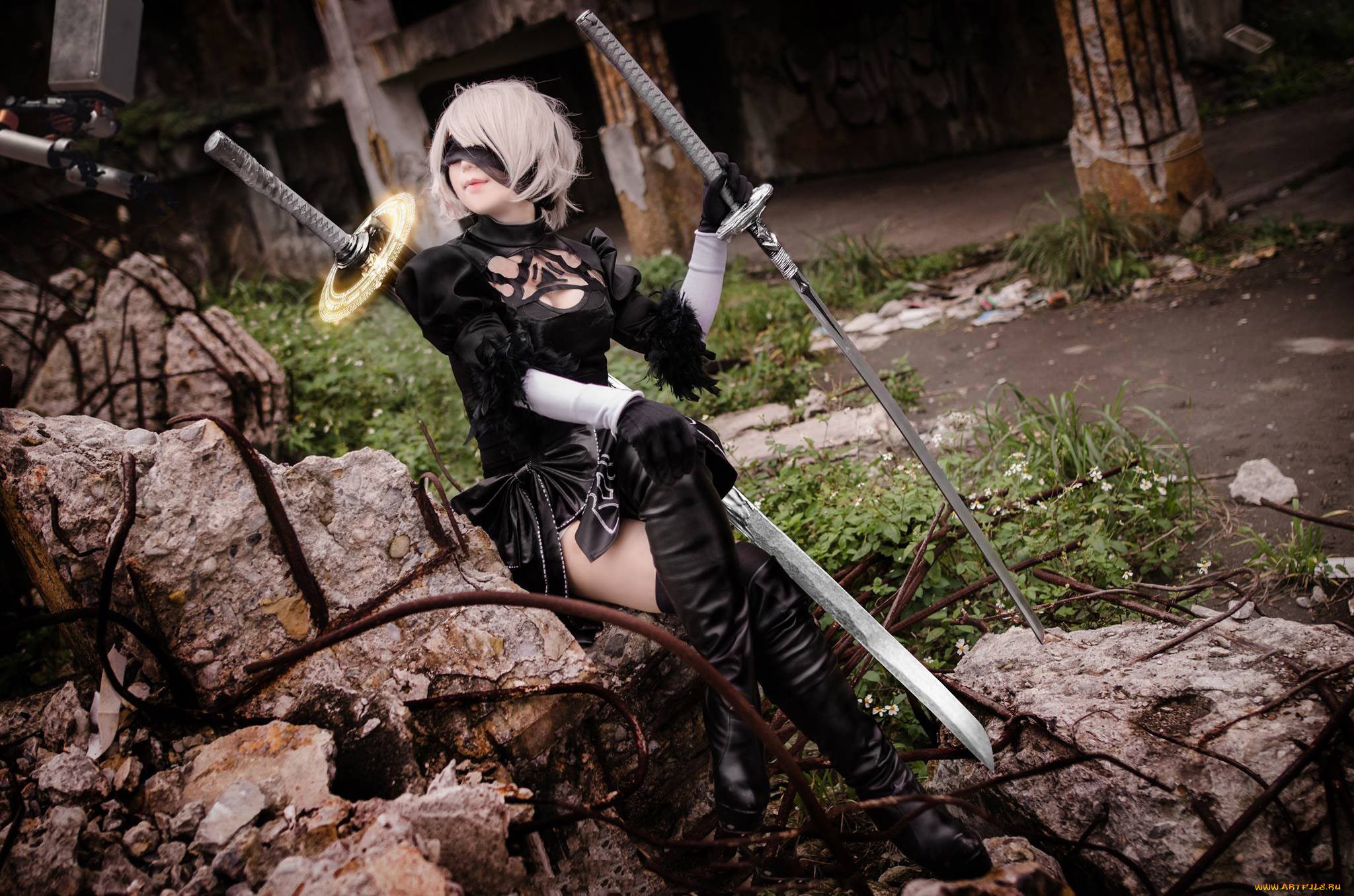 девушки, -unsort, , девушки, с, оружием, развалины, андроид, 2в, девушка, мечи, shimotsuki