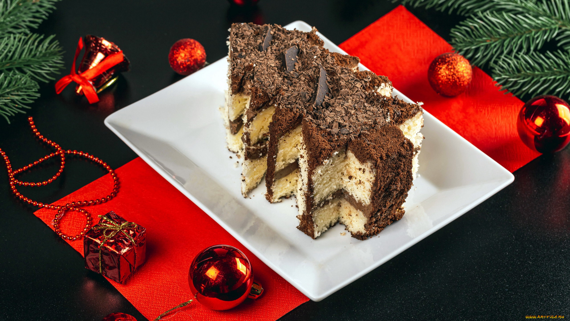 праздничные, угощения, бусы, шарики, колокольчик, торт