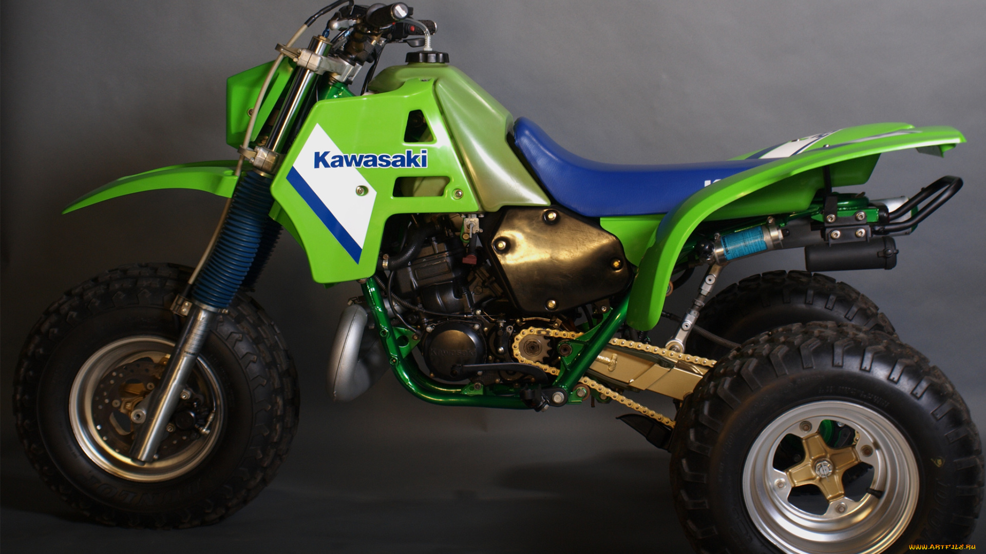 мотоциклы, трёхколёсные