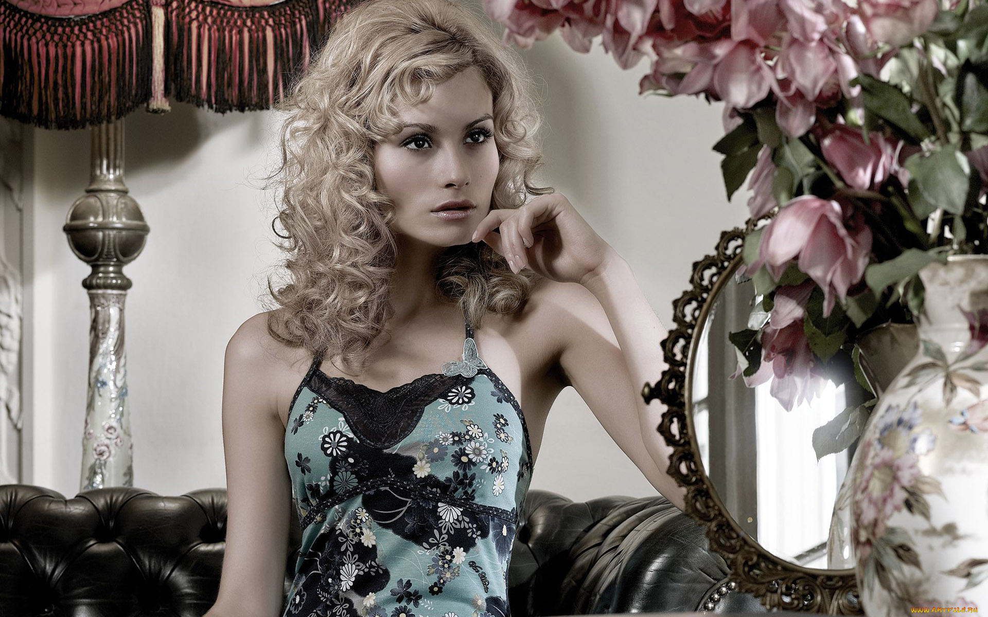 Kathy, Sanchez, девушки