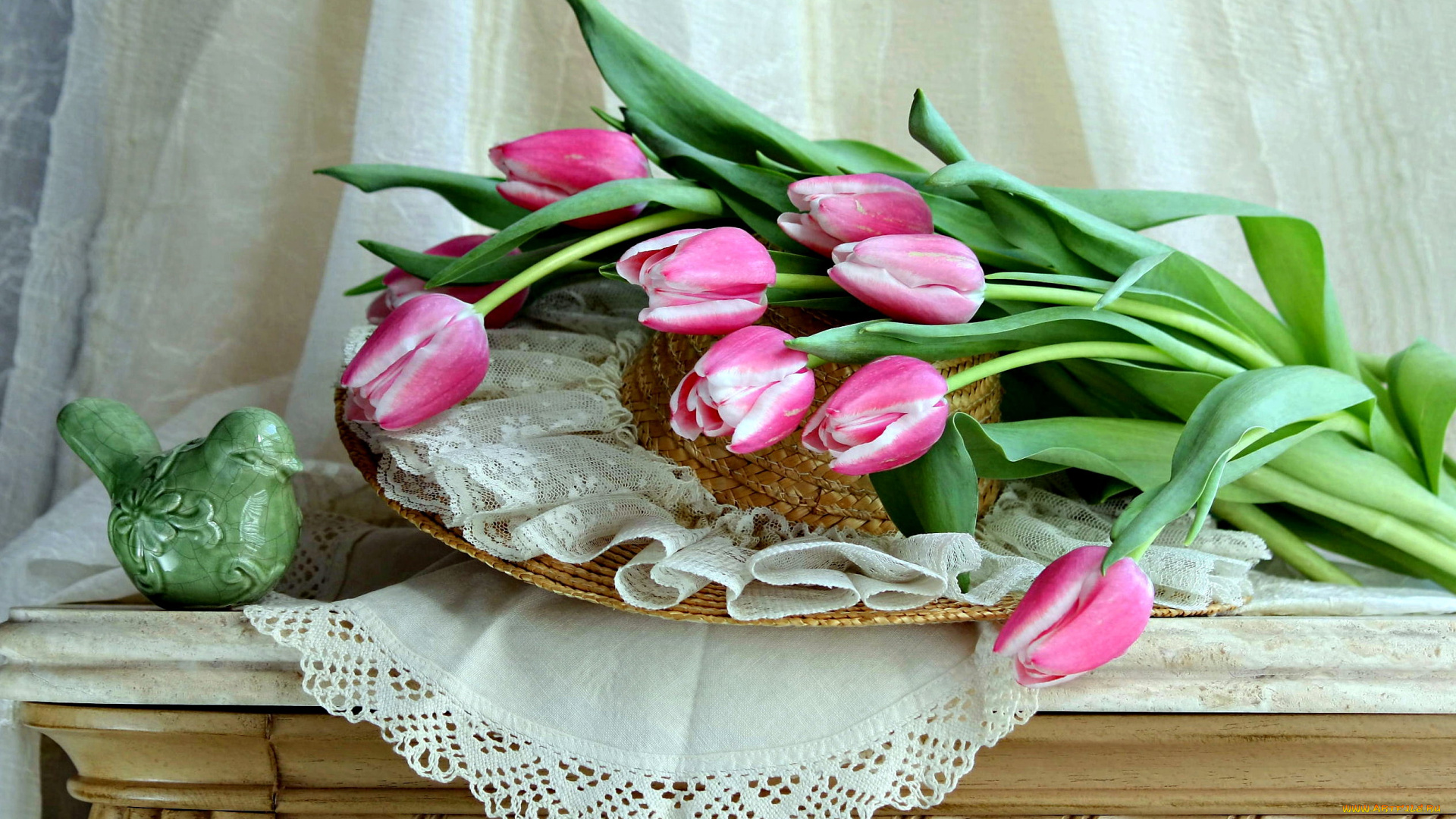 цветы, тюльпаны, розовый, шляпа, салфетка, фигурка