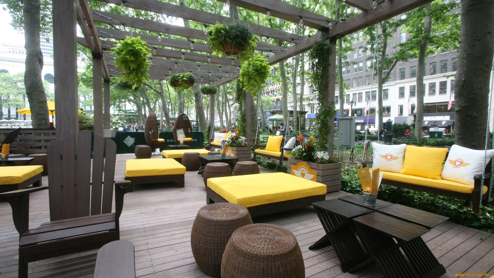 интерьер, кафе, рестораны, отели, столы, скамейки, вазоны