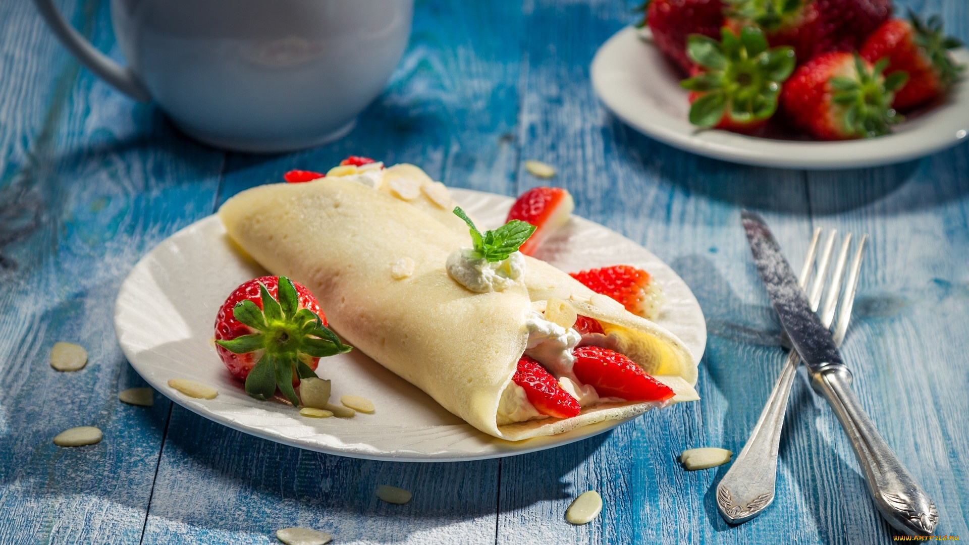 еда, блины, , оладьи, клубника, миндаль, блинчик