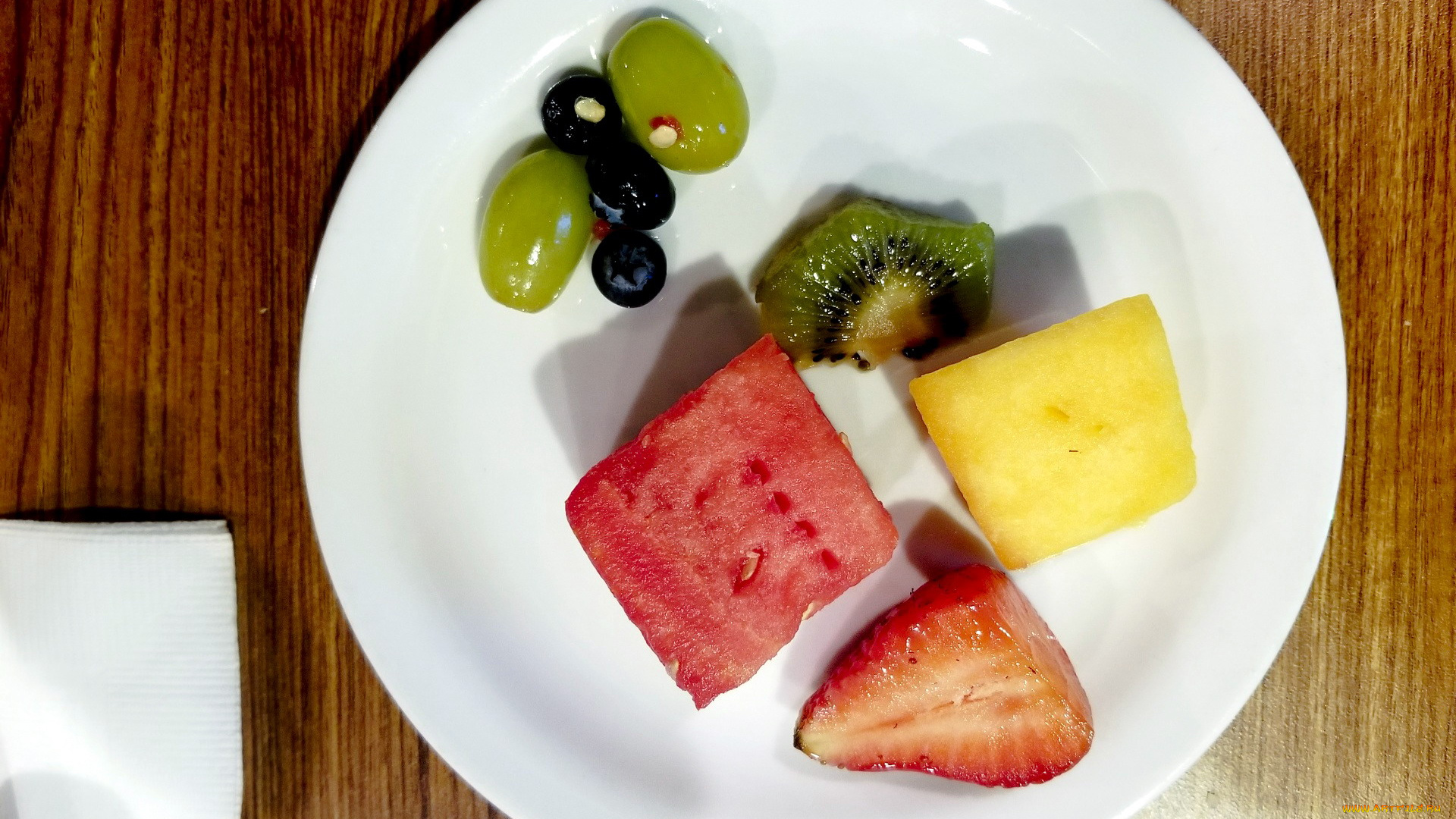 еда, фрукты, , ягоды, арбуз, клубника, киви