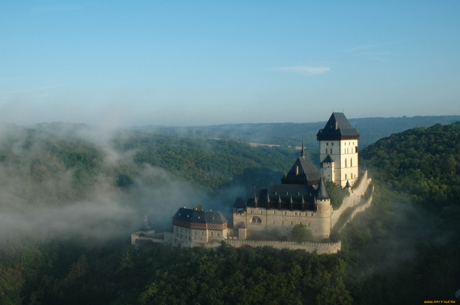 karlstejn, castle, города, замки, Чехии, karlstejn, castle